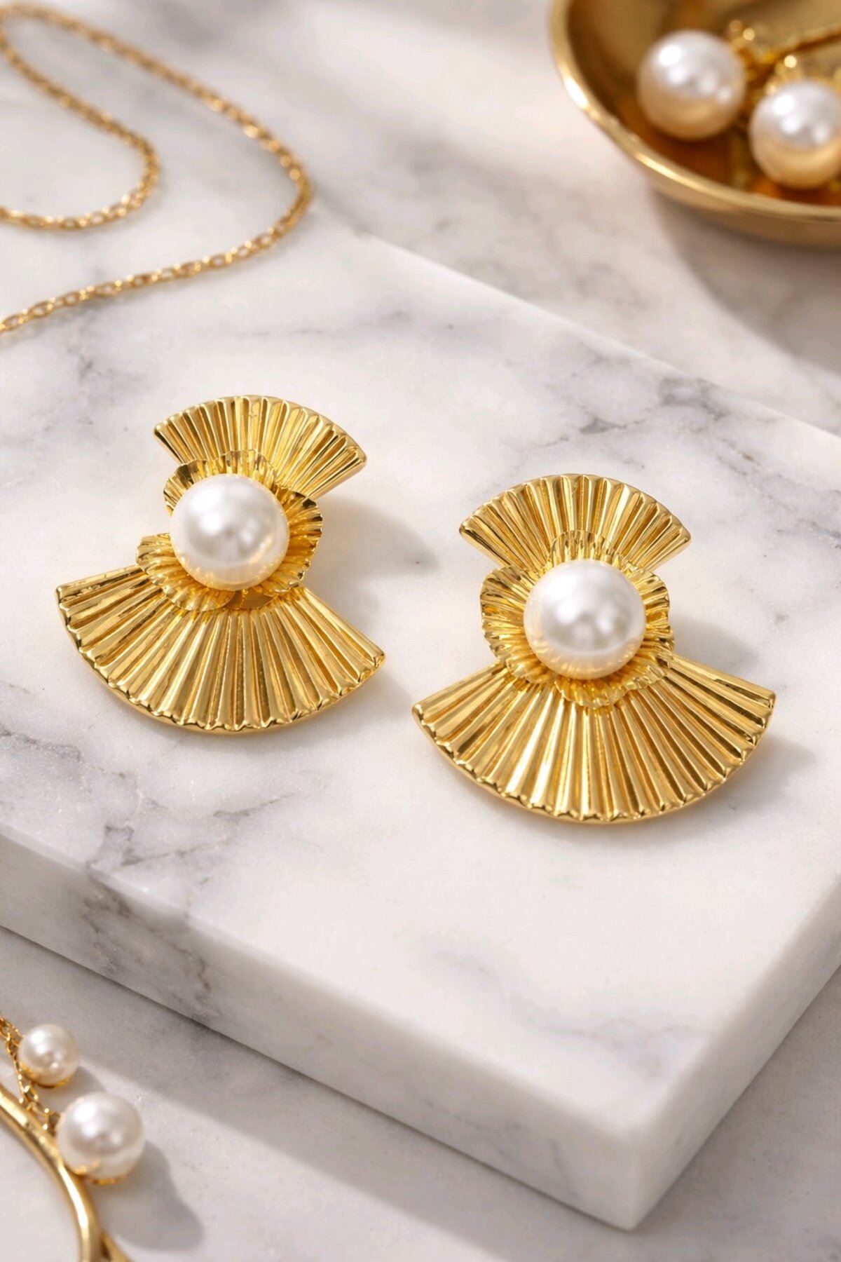 Gold İncili Küpe