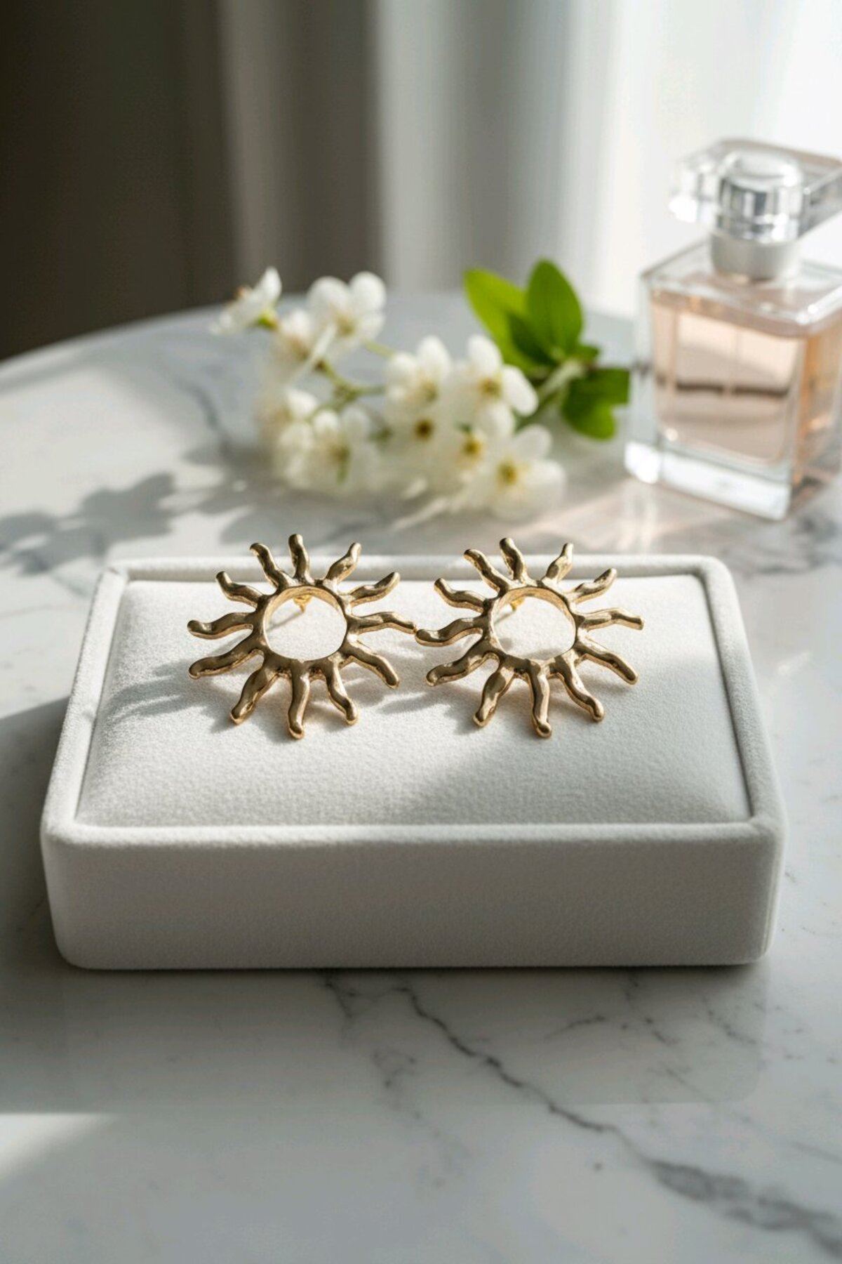Gold Güneş Küpe