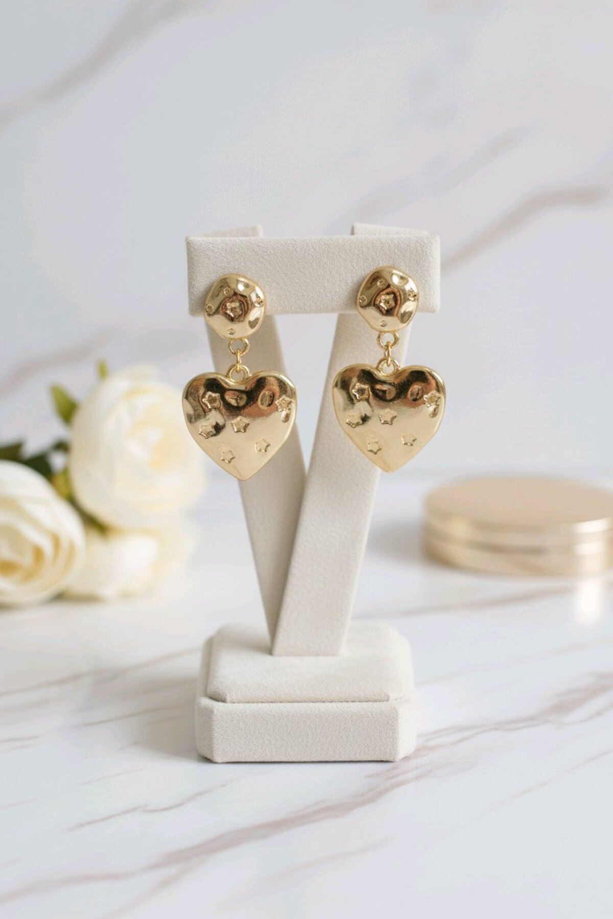 Gold Sallantılı Kalp Küpe