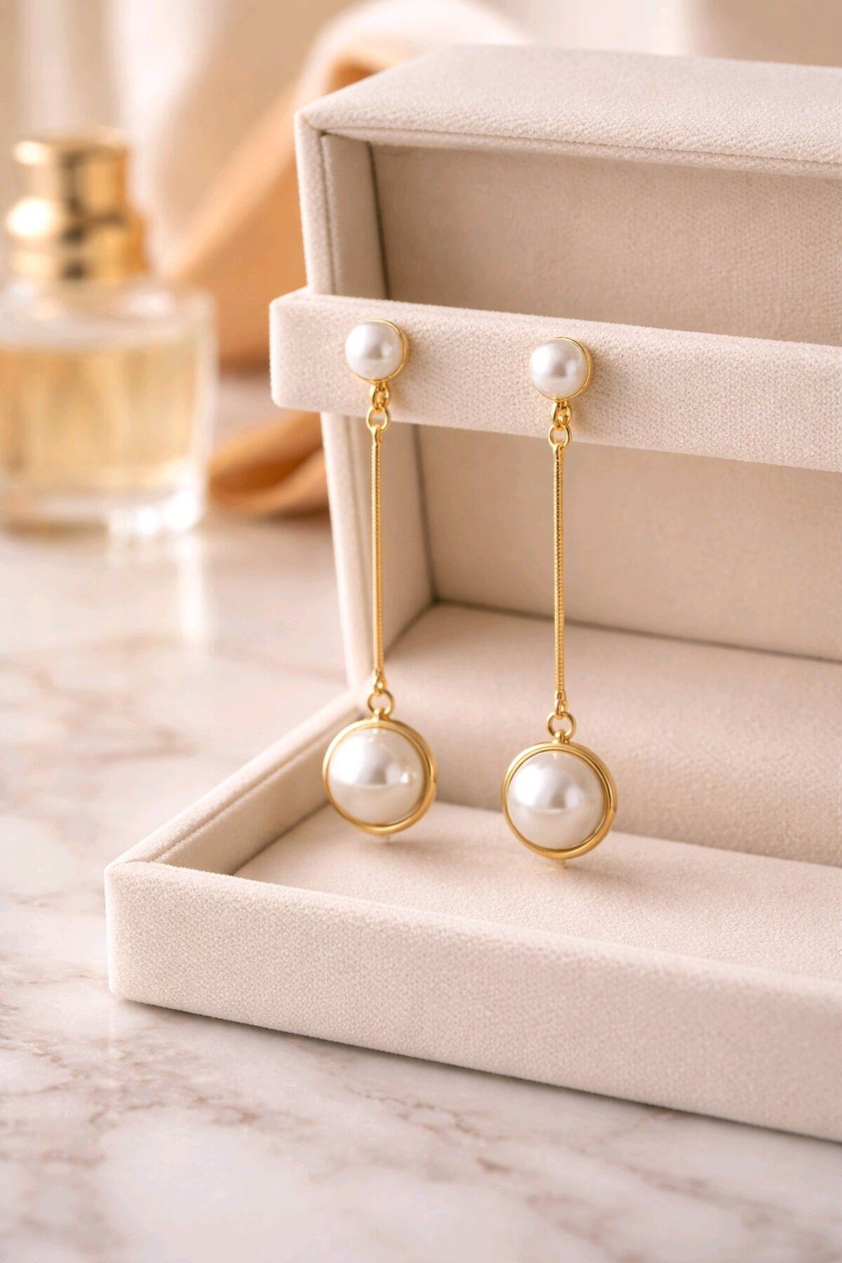 İnci Sallantılı Gold Küpe