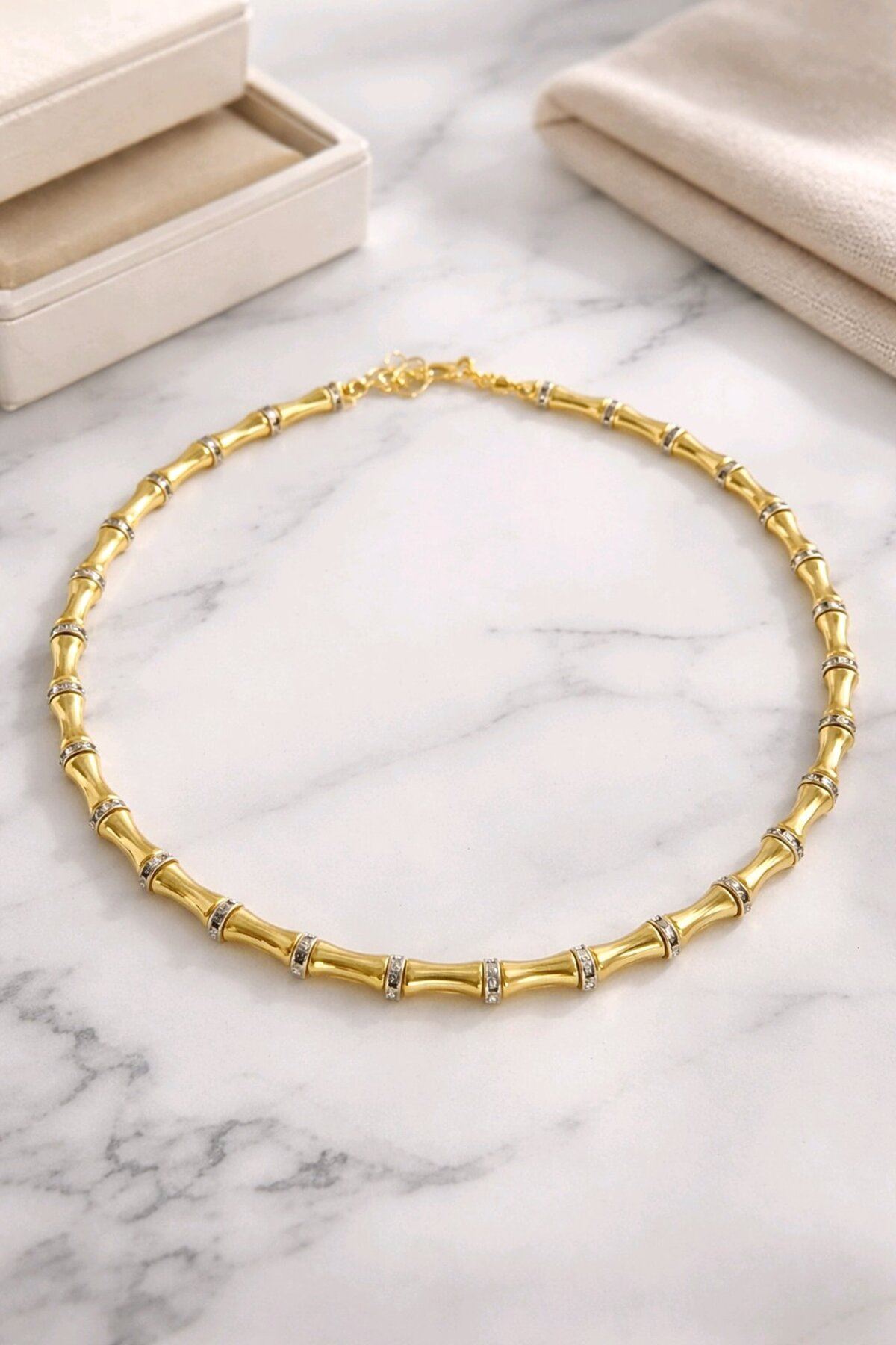 Gold Taşlı Serenay Kolye