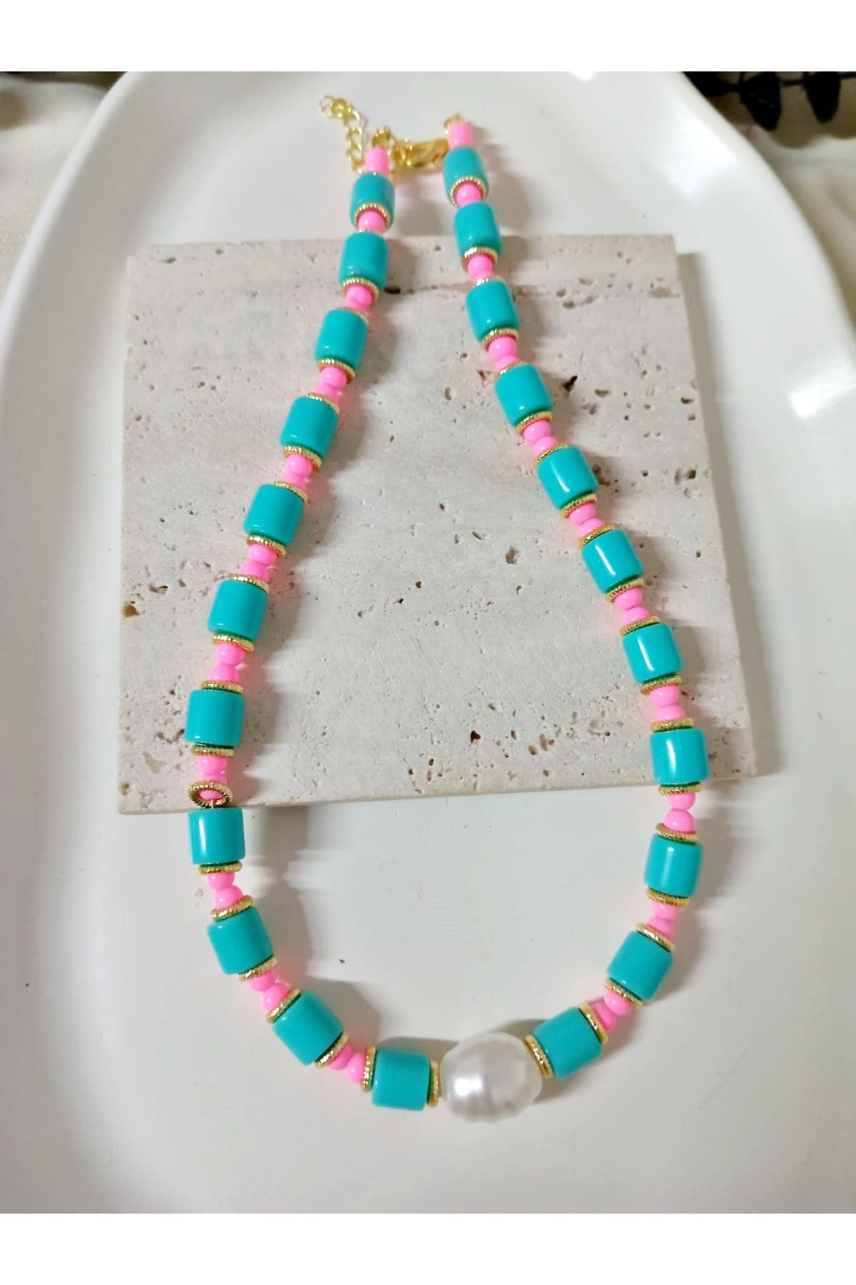 Krem Renk Charmlı Elegant Kolye