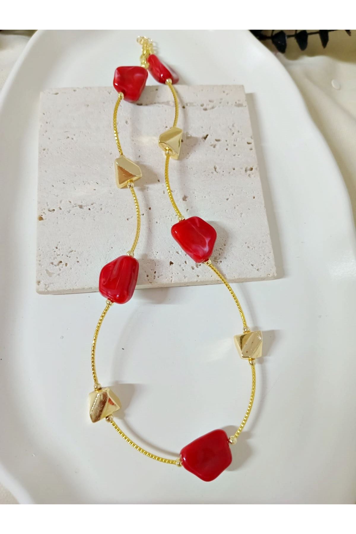Bordo Taşlı Gold Kadın Kolye