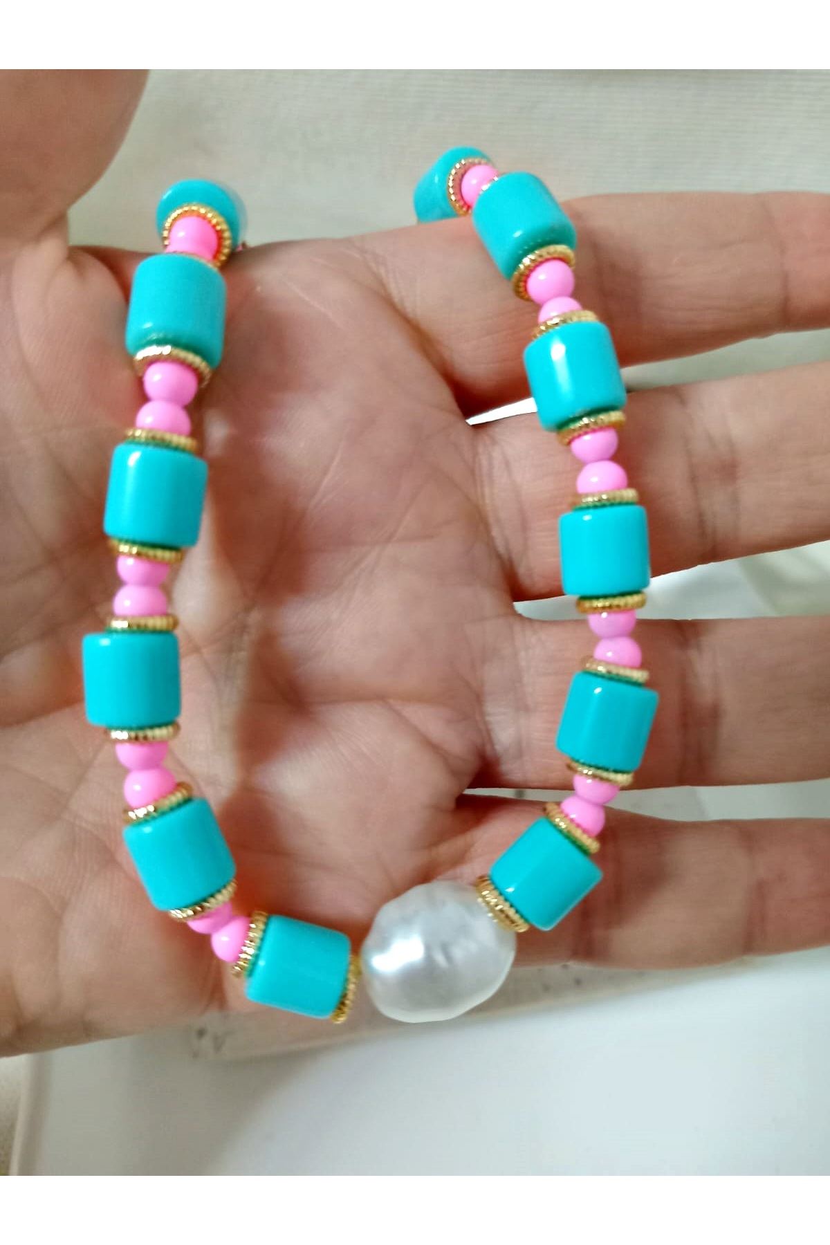 Krem Renk Charmlı Elegant Kolye