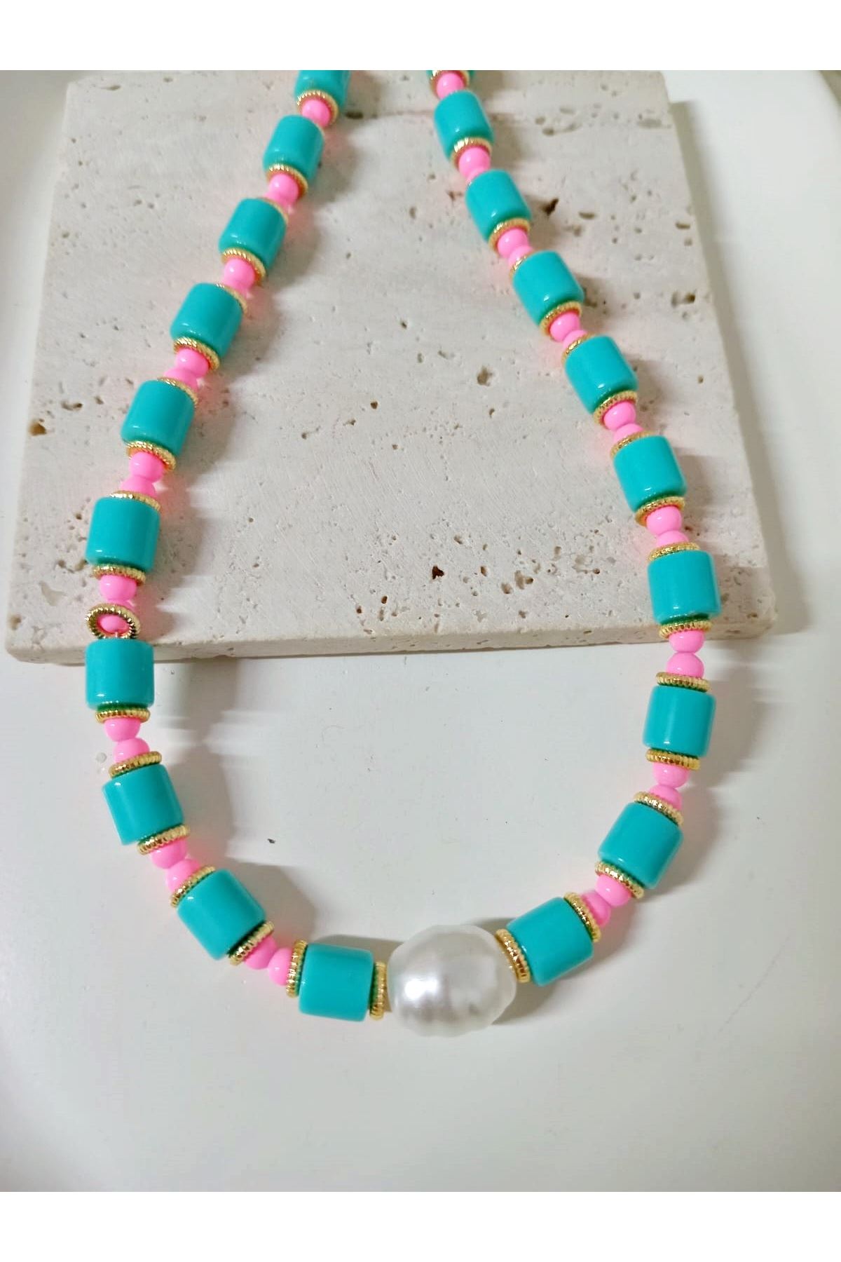 Krem Renk Charmlı Elegant Kolye