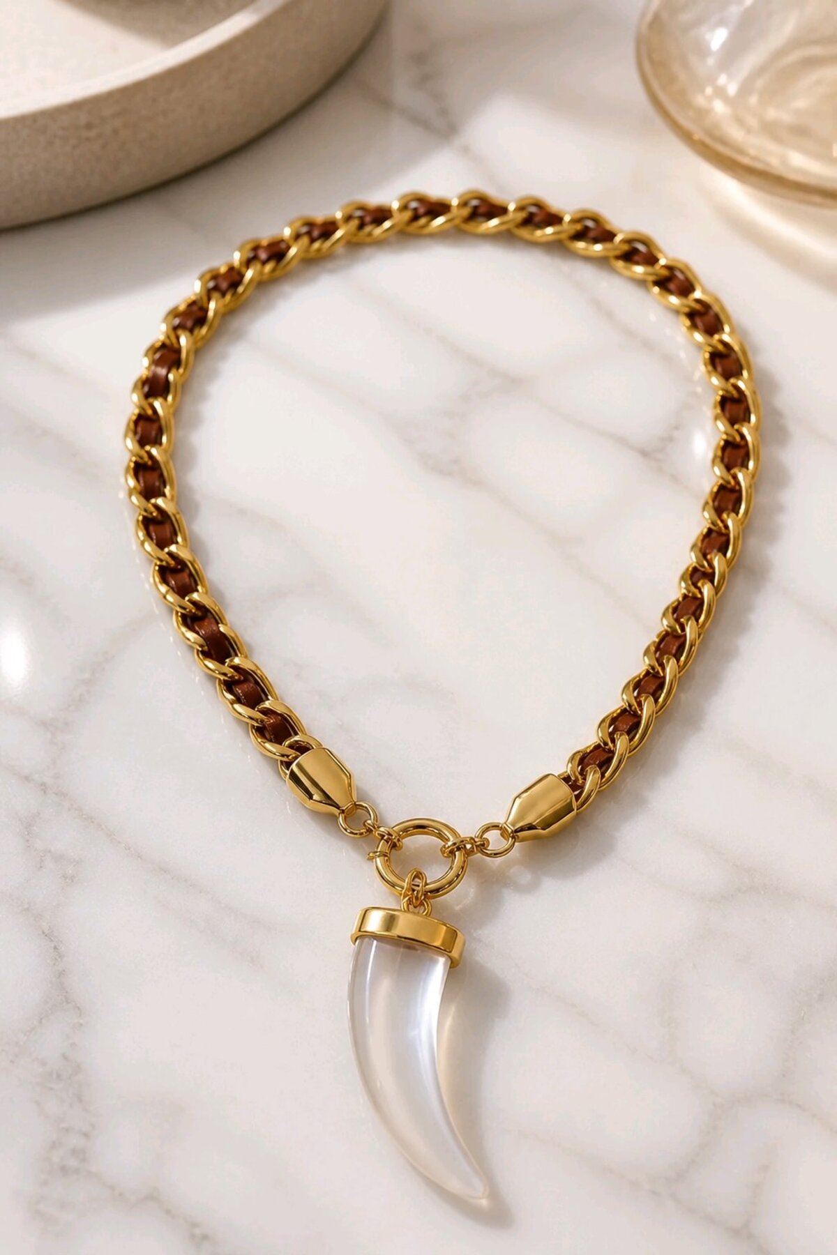 Şeffaf Fildişi Gold Elegant Tarz Kolye