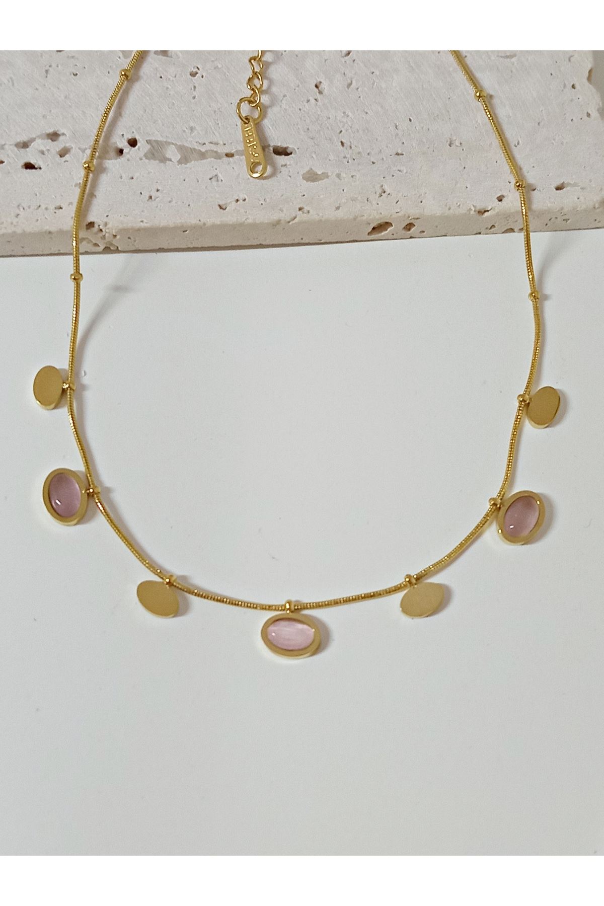 Gold Pembe Taşlı Pullu Renk Atmaz Kararmaz Kolye
