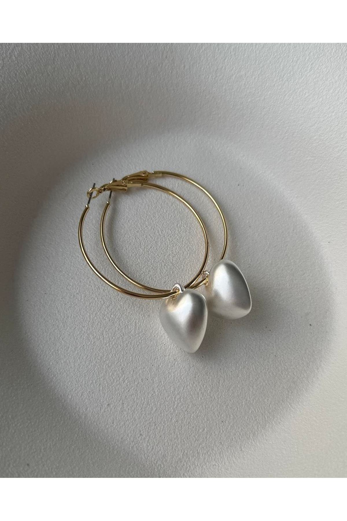 Mat Gümüş Kalp Gold Halka Kadın Küpe