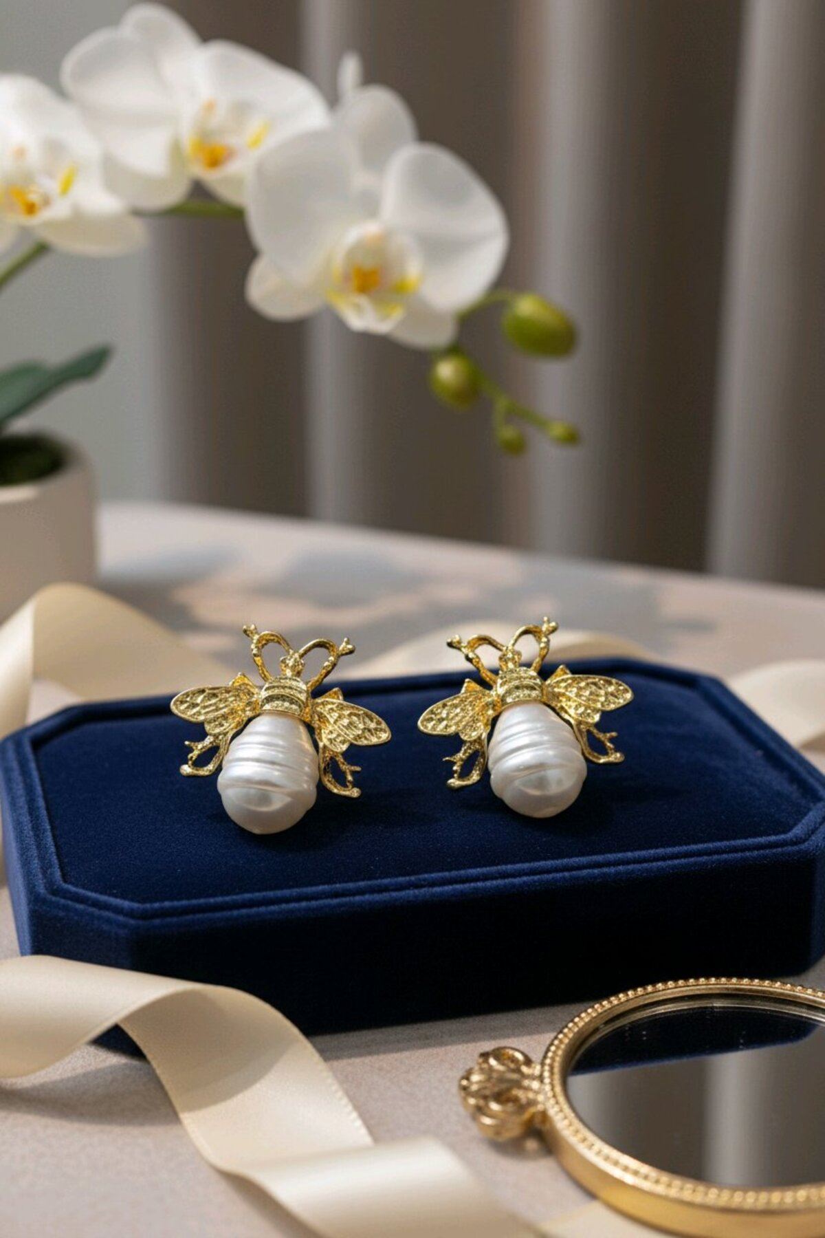 Arı Model İnci Kadın Küpe