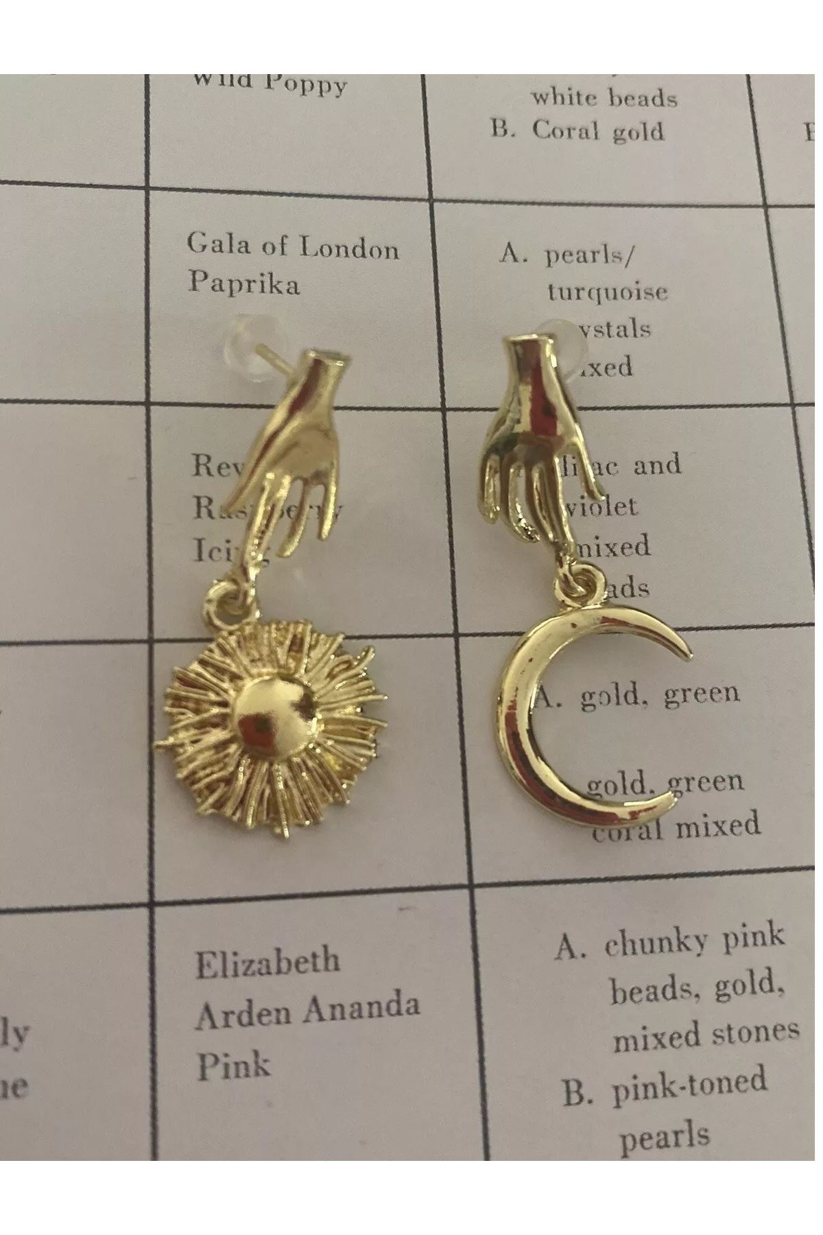 Gold Ay ve Güneş Hafif Kadın Küpe