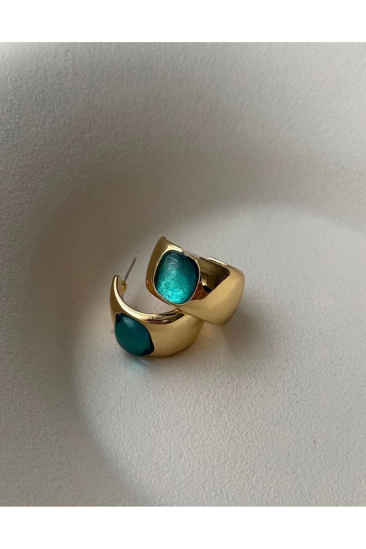 Mavi Taşlı Gold Marka C Şekil Halka Küpe