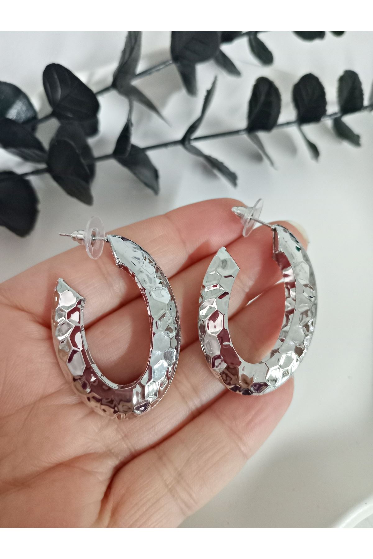 Oval Gümüş Petek Halka Kadın Küpe, Hafif