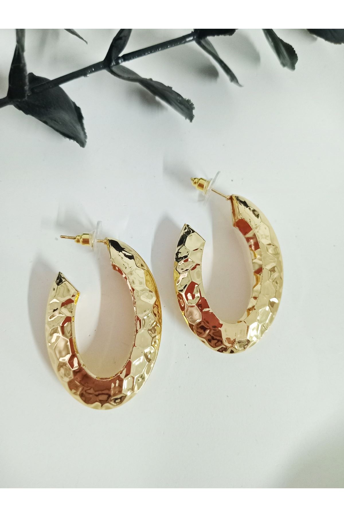 Oval Gold Petek Halka Küpe, Hafif