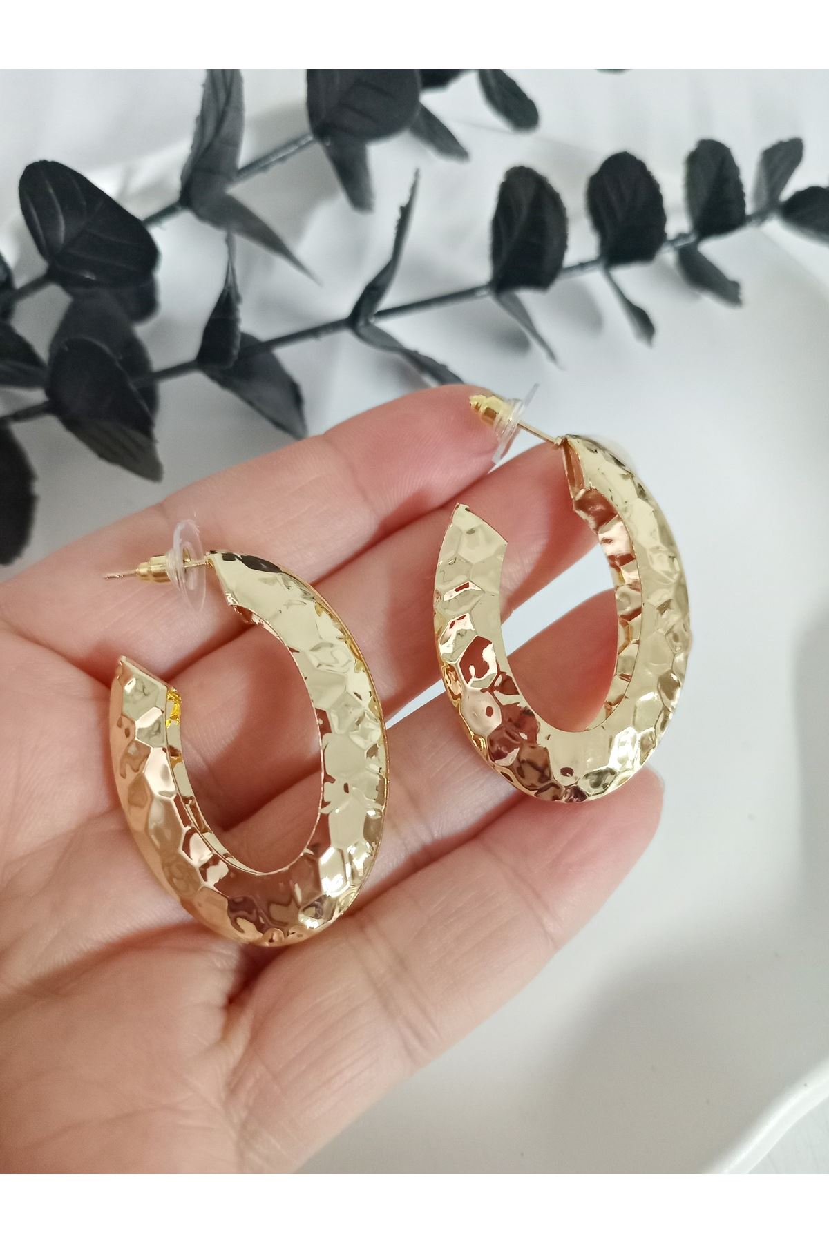 Oval Gold Petek Halka Küpe, Hafif