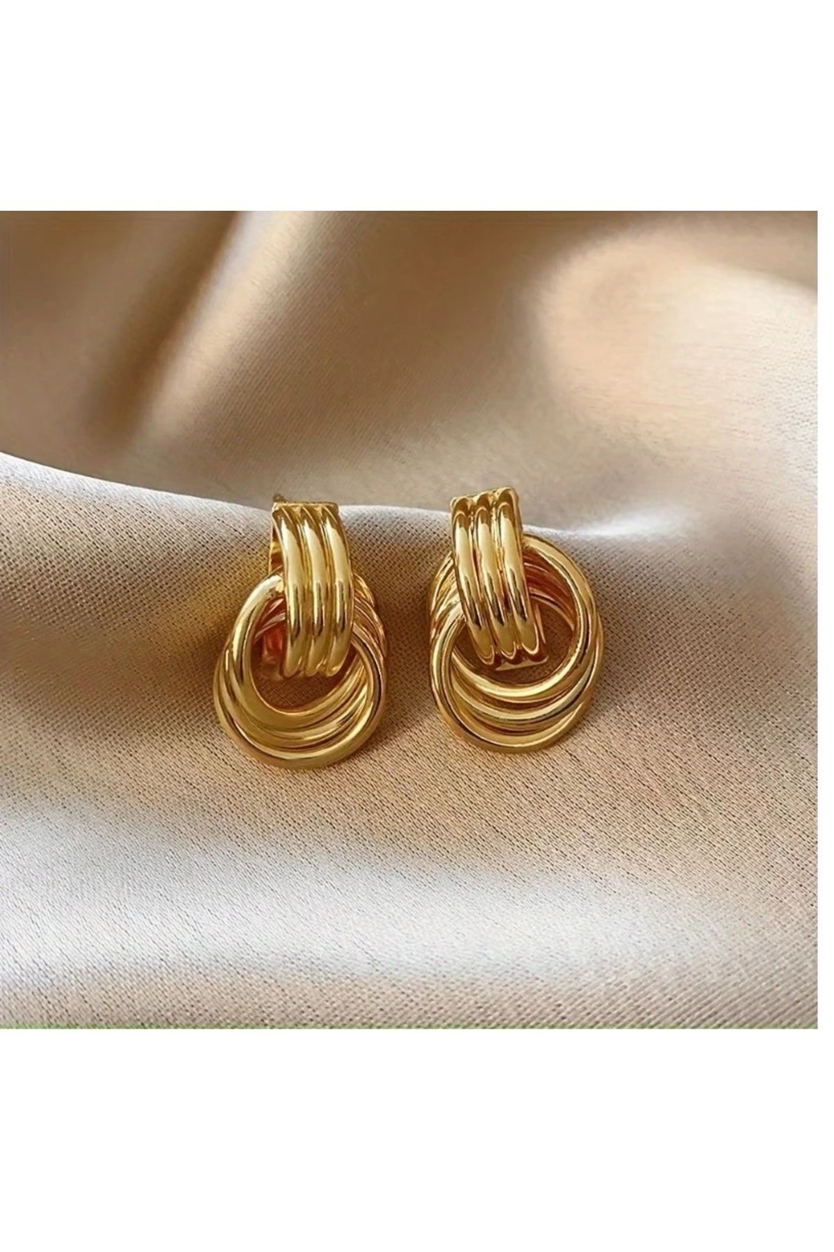 Gold Halkalar Küçük Kadın Küpe