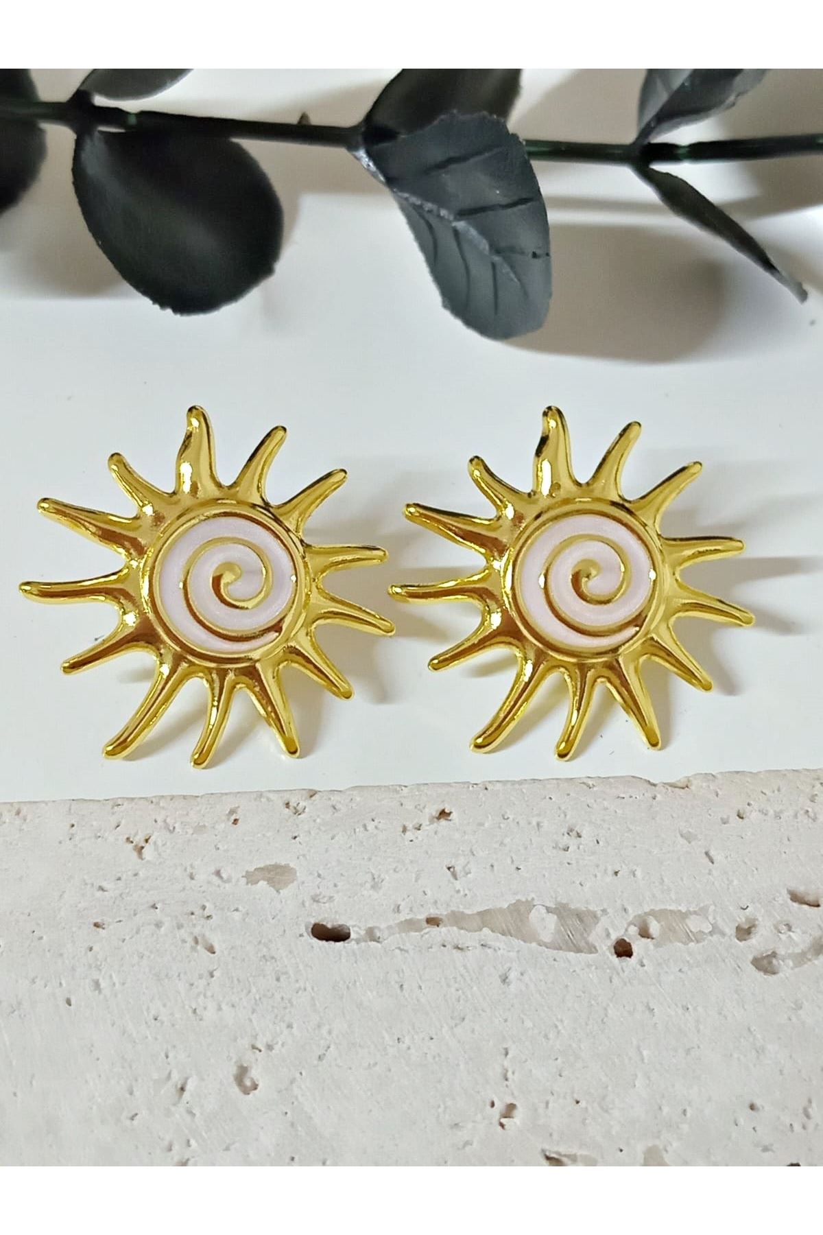 Paslanmaz Çelik Krem Gold Güneş Çok Şık Kadın Küpe