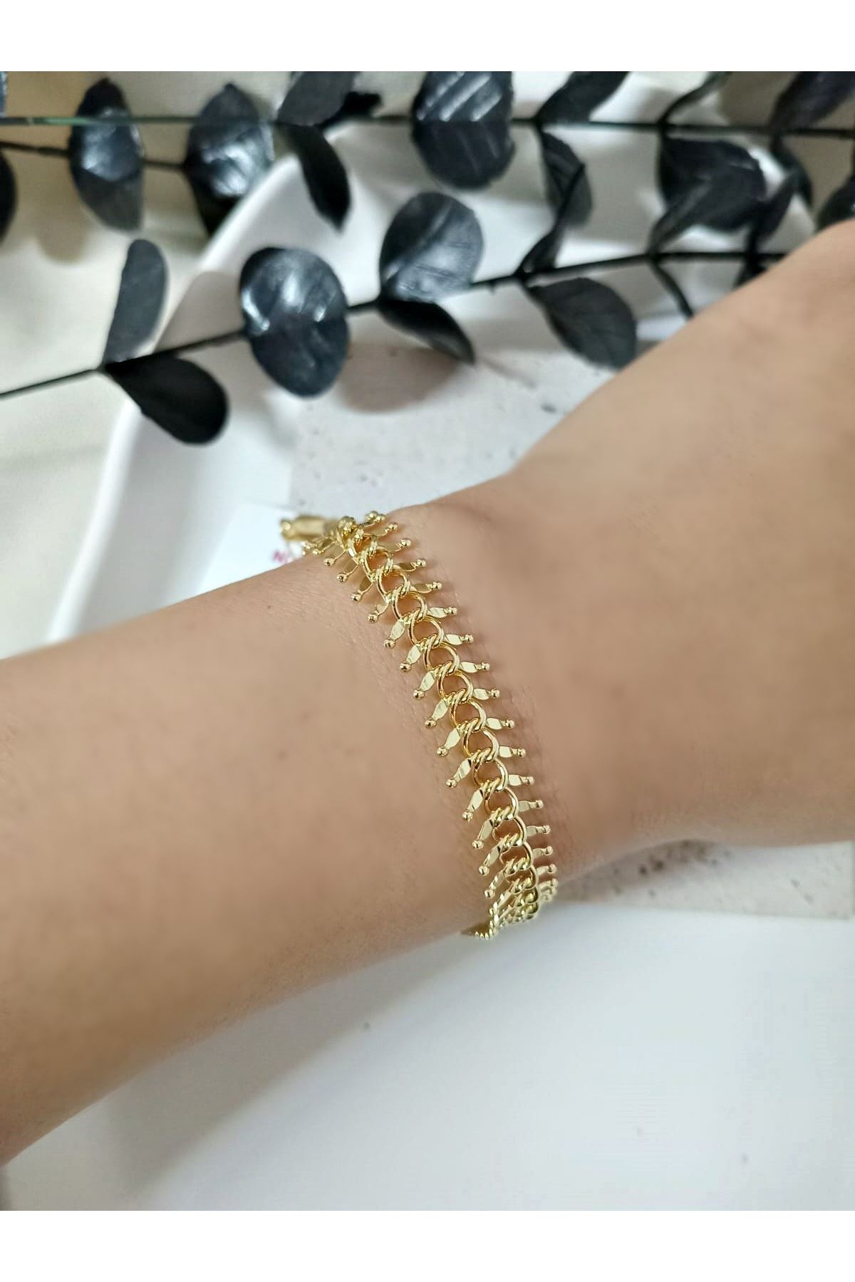 14K Altın Kaplama Elegant Bileklik