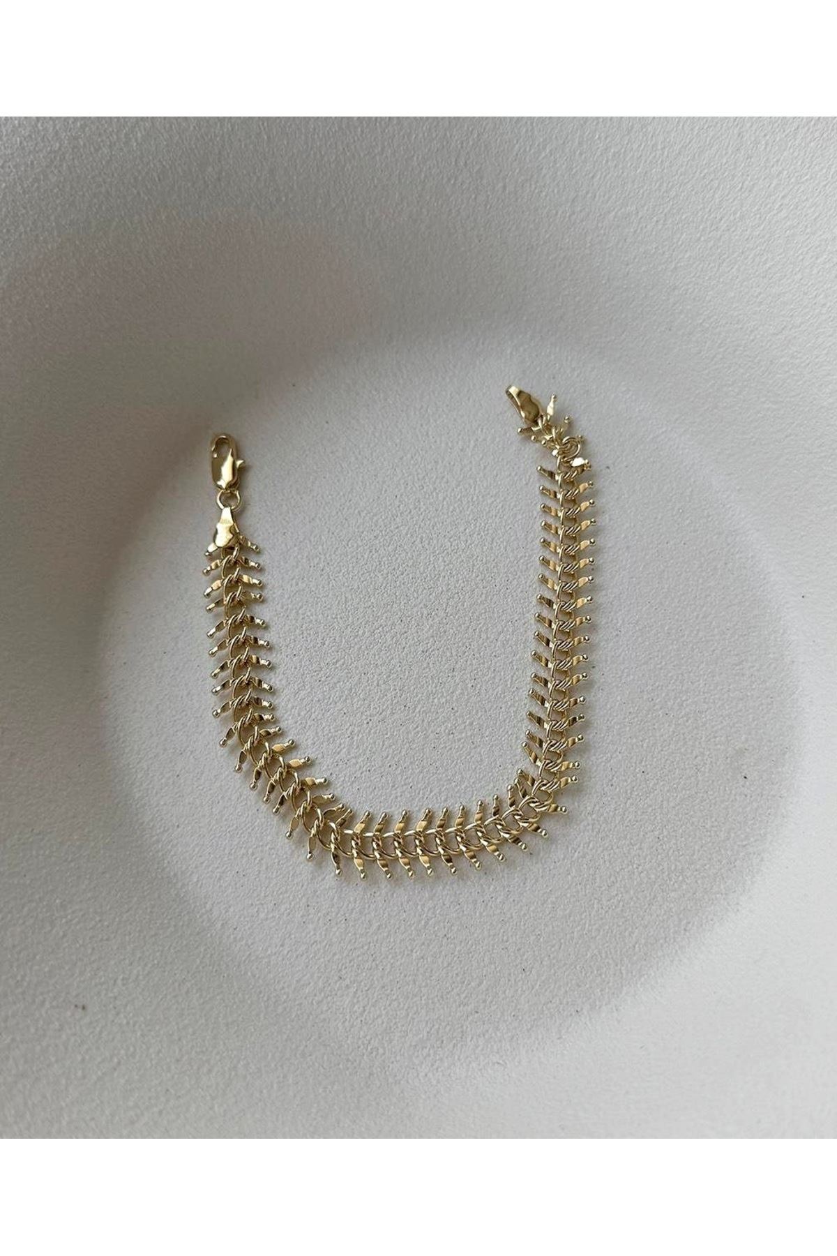 14K Altın Kaplama Elegant Bileklik