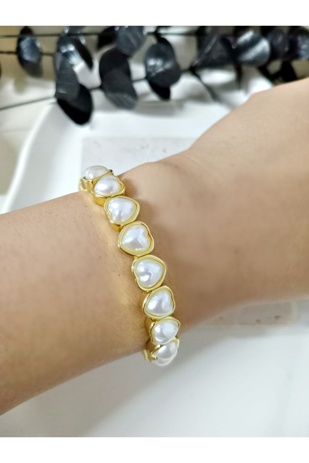 Gold Beyaz Kalp İncili Lastikli Elegant Bilezik, Bileklik