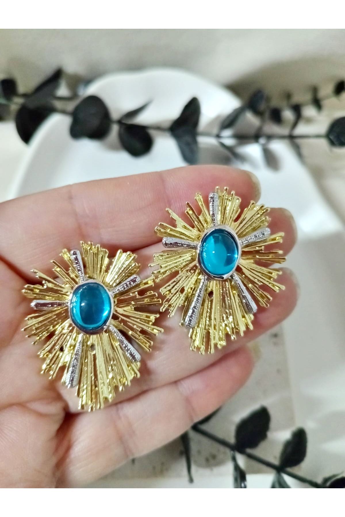 Çelik Gold Mavi Taşlı Şık Küpe