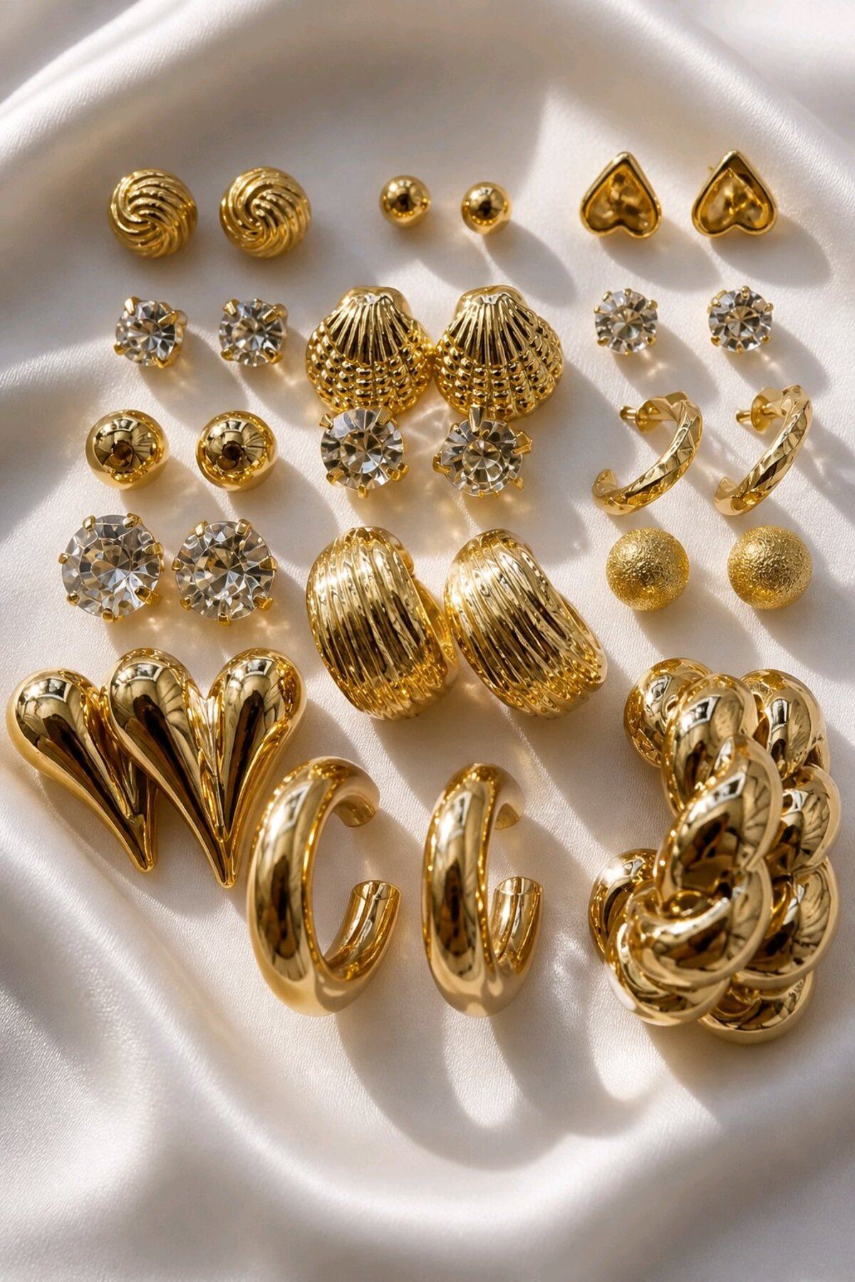 Gold 15 Çift 30 Adet Küçük Kombin Küpe Seti