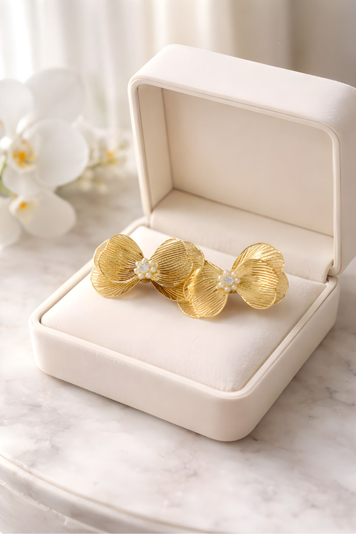 Gold Tel Fiyonk Küpe, Çok Hafif
