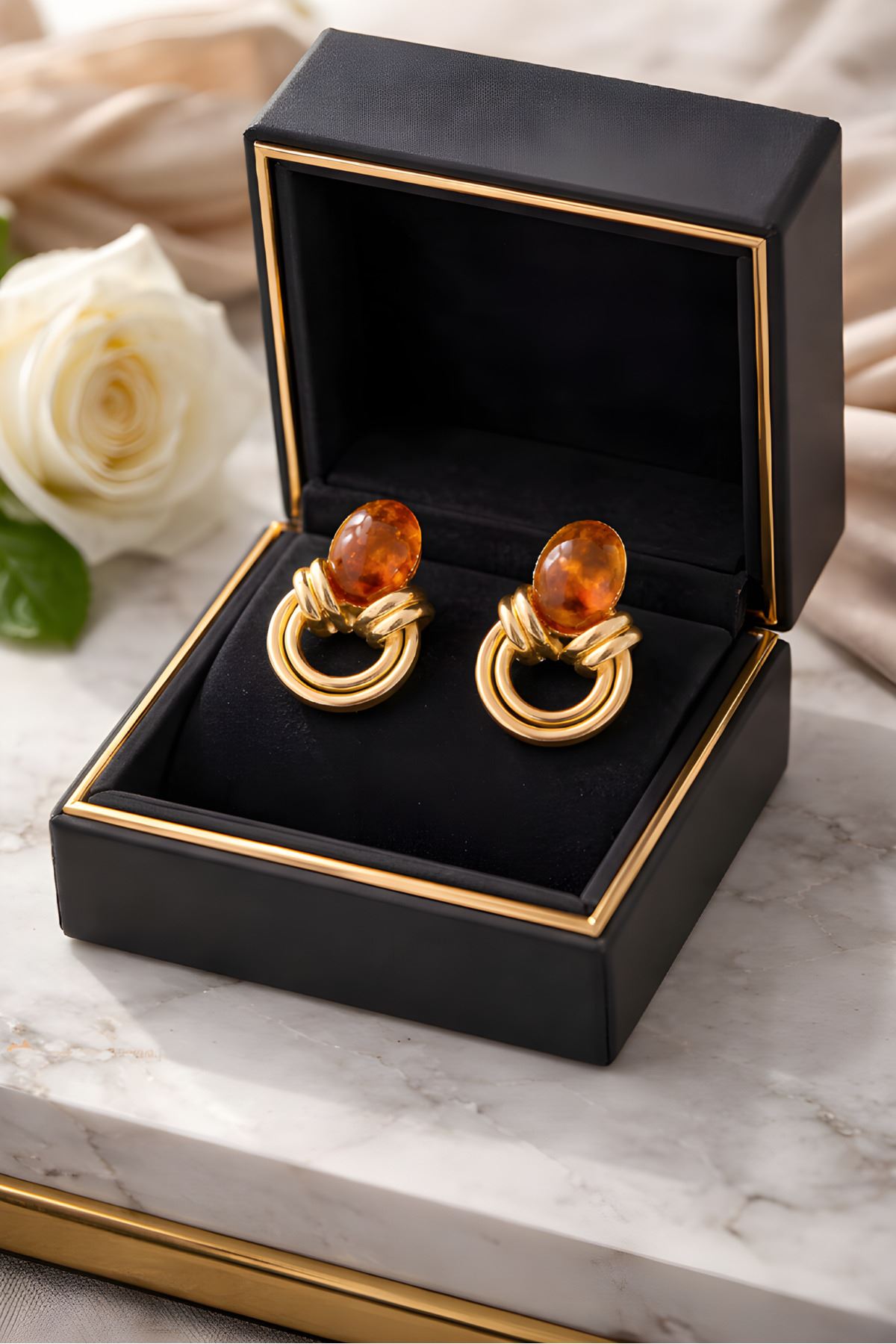 Marka Model, Kahverengi Hafif Gold Küpe