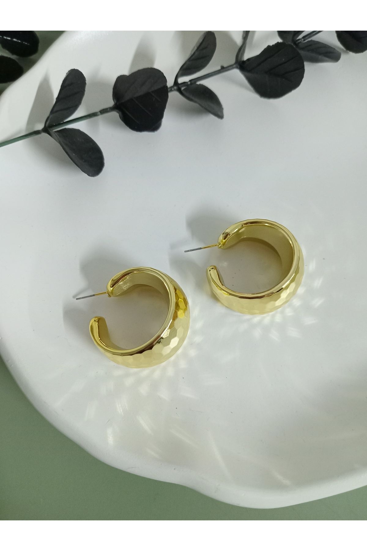 Gold Petek Halka Küpe, Hafif