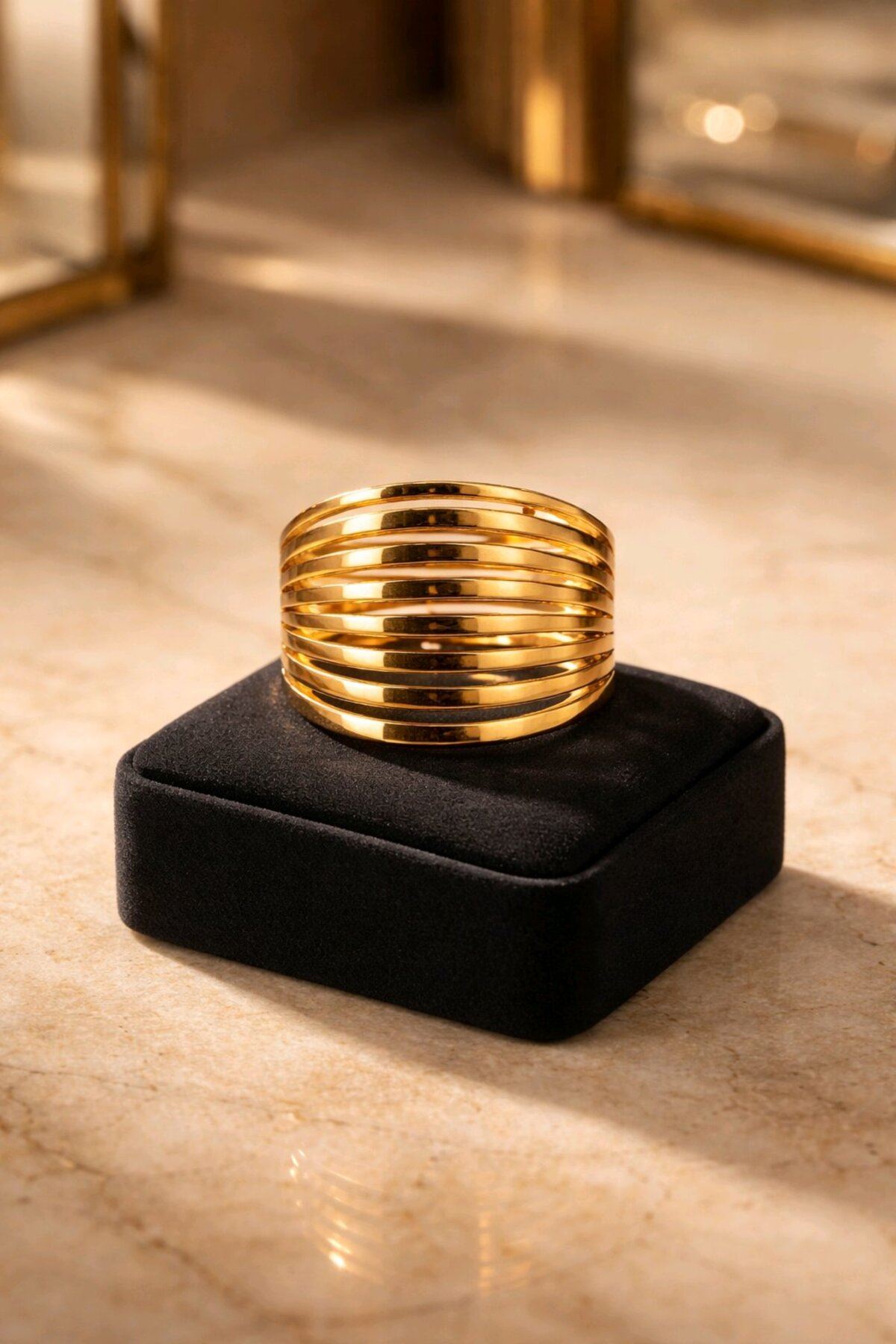 Çelik Yüzük, Ayarlanabilir