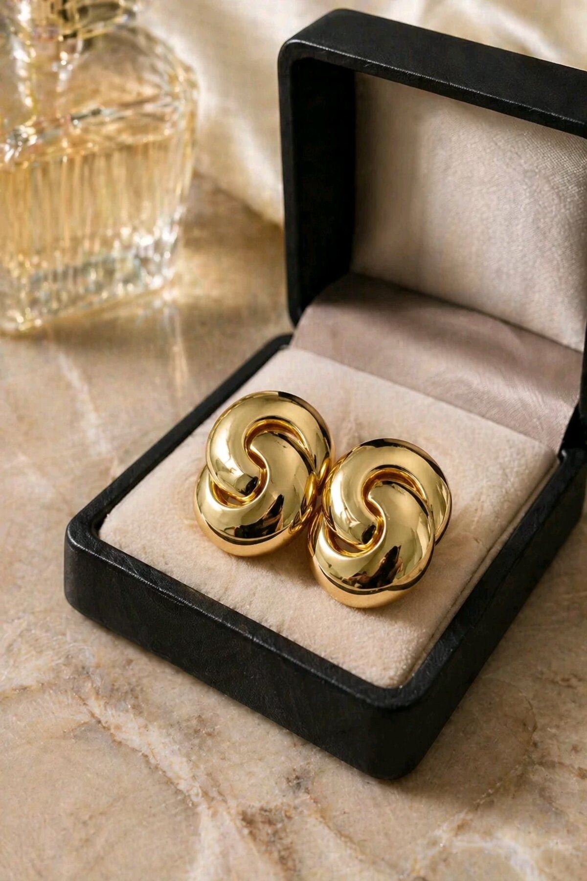 Gold S Model İthal Küpe
