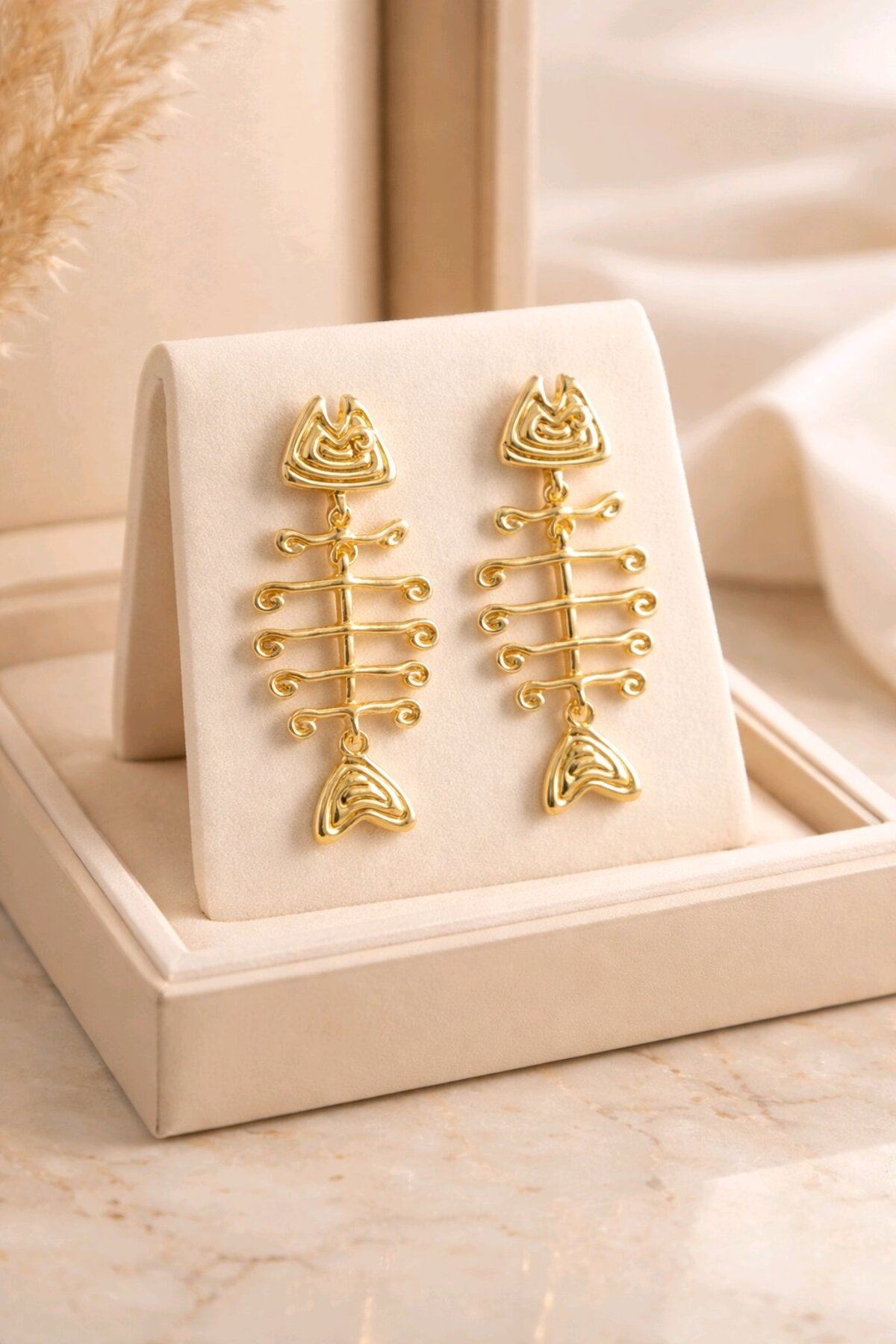 Gold Kılçık Balık Küpe