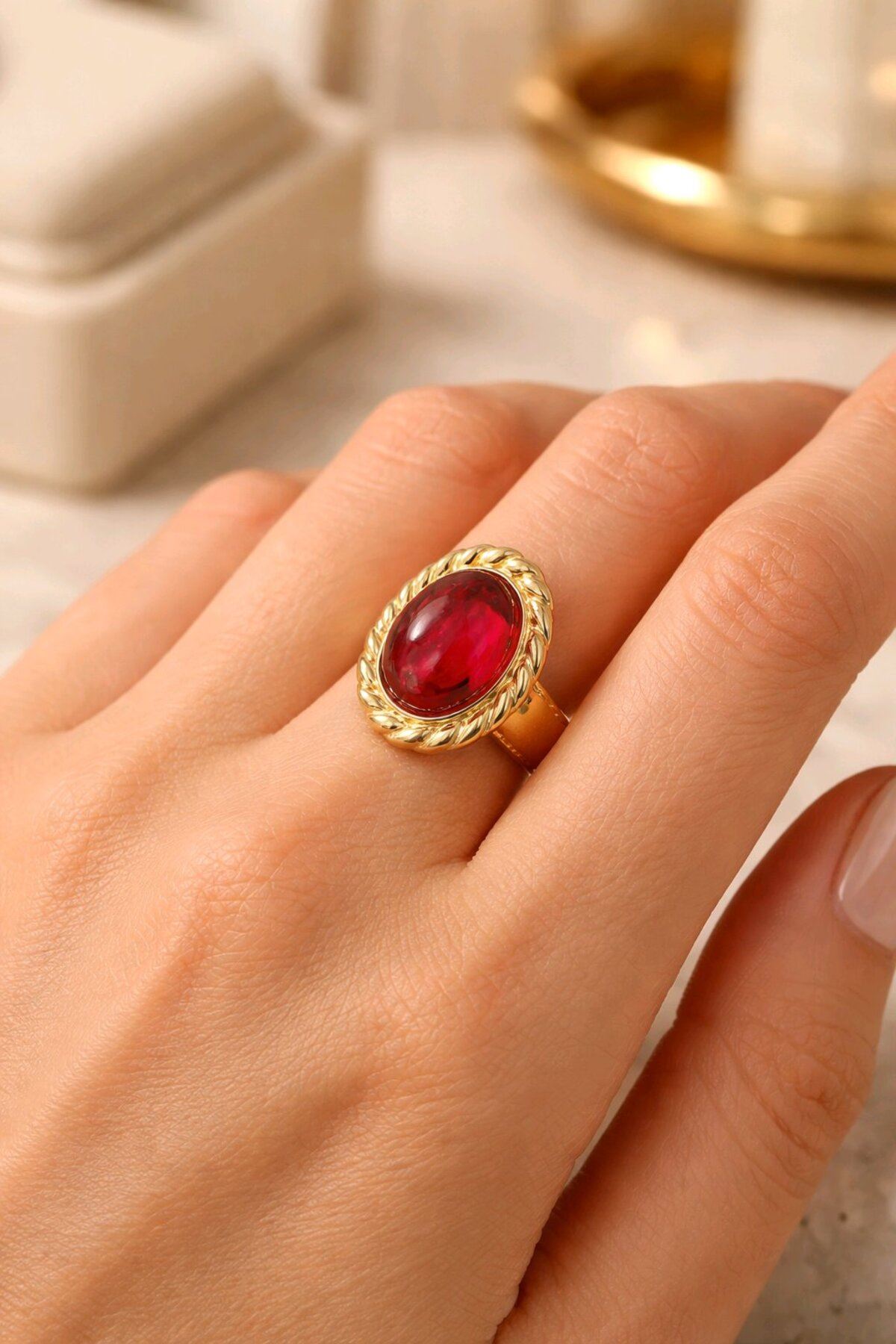Çelik Gold Kırmızı Taşlı Oval Yüzük, Ayarlanabilir