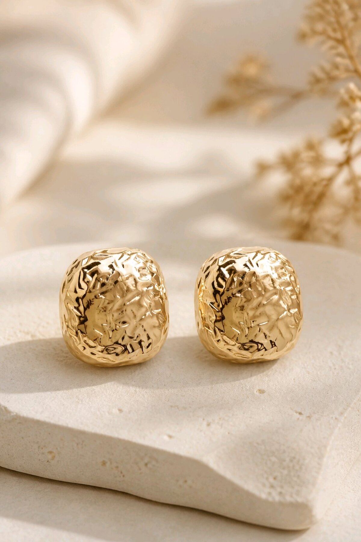 Gold Kare Küpe