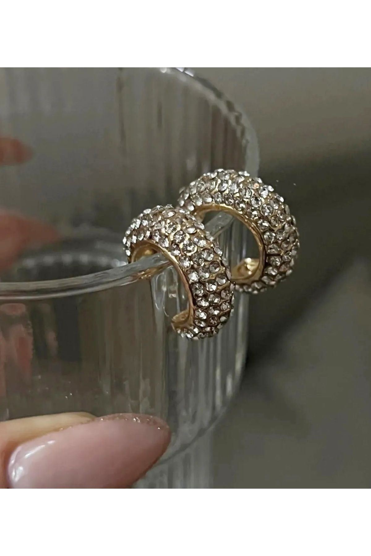 Kristal Taşlı Gold Halka Küpe