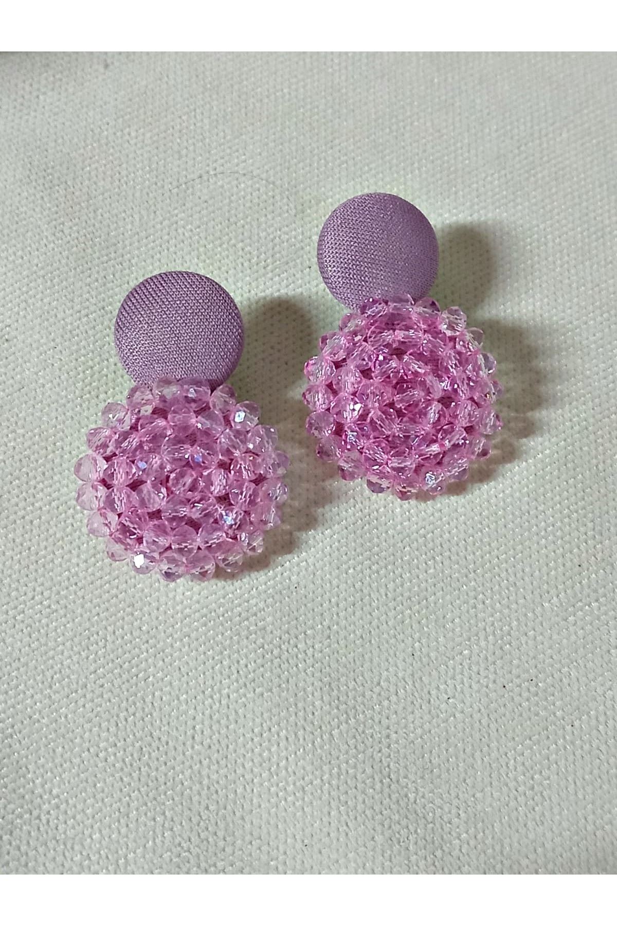 Kesme Boncuklu Dokulu Pembe Küpe