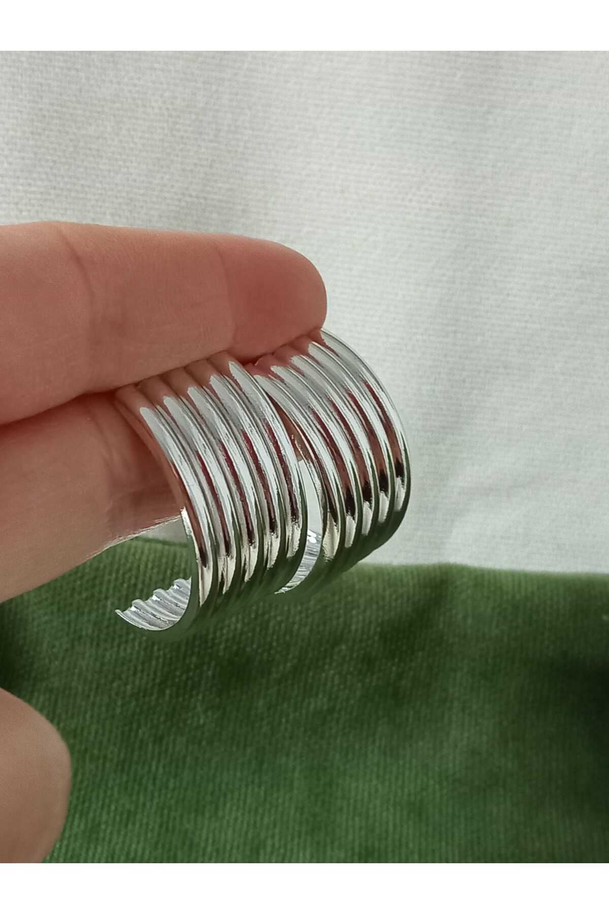 Gümüş Çelik Çoklu Görünümlü Büyük Küpe