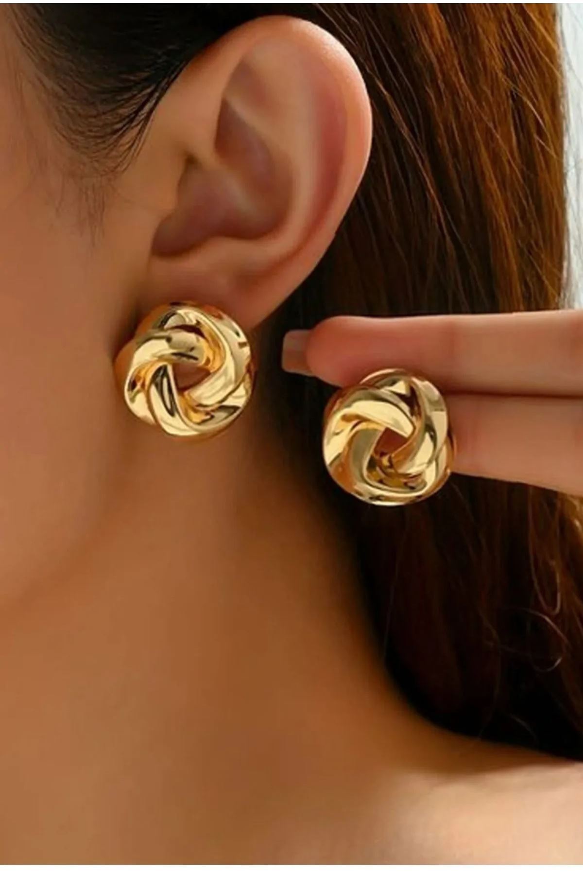 Gold Modern Tasarım Kadın Küpe