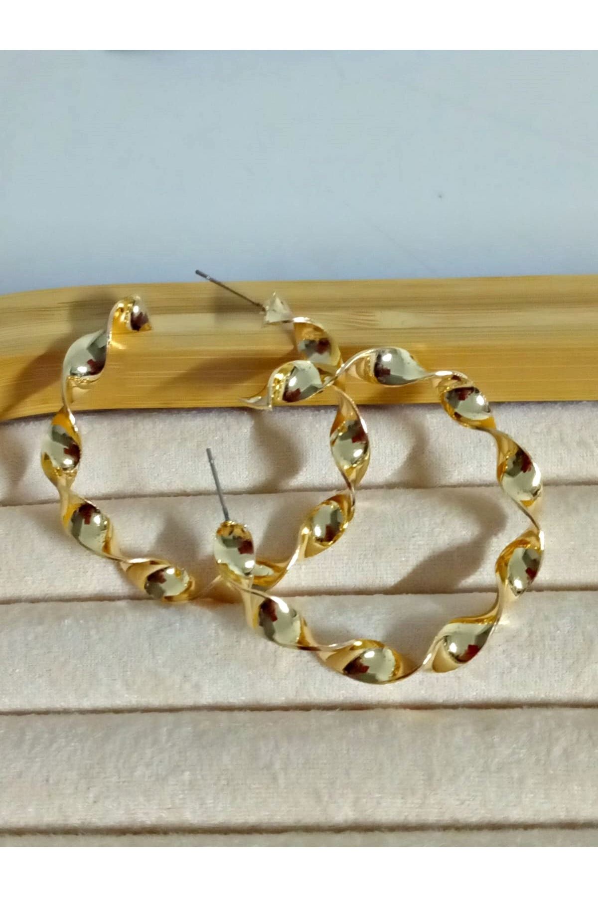 Gold Burgulu 5cm Halka Kadın Küpe