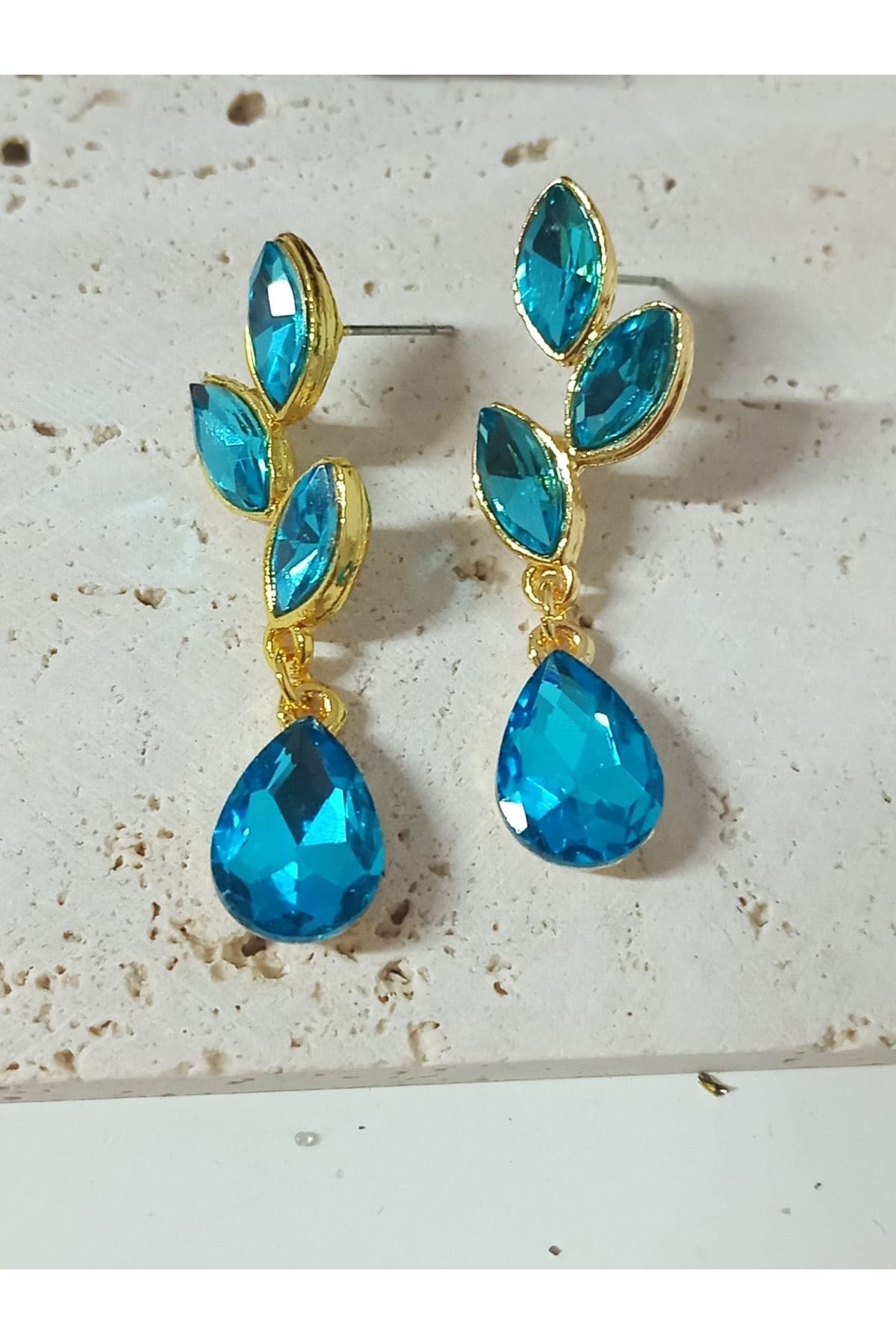Mavi Gold Kristal Taşlı Yaprak Küpe