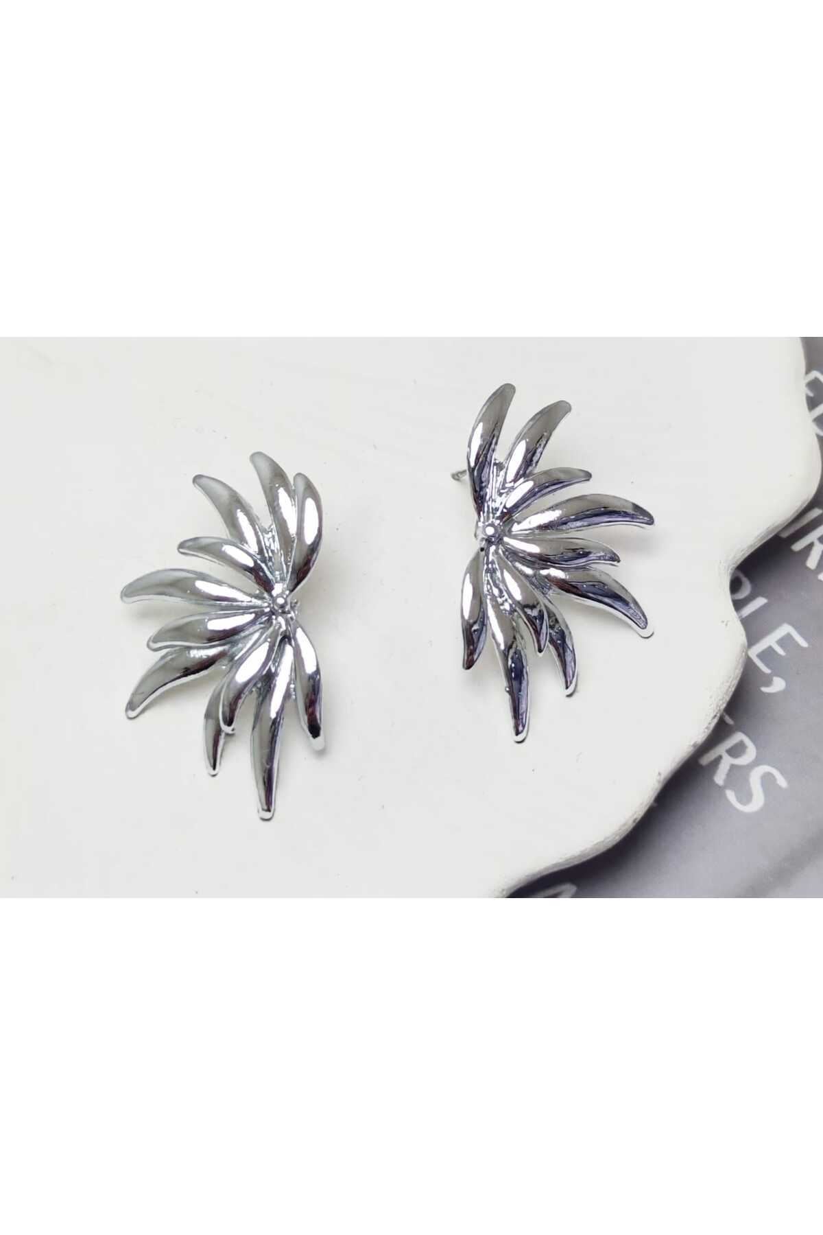 Gümüş Kanat Tasarım Kadın Küpe (4cm)