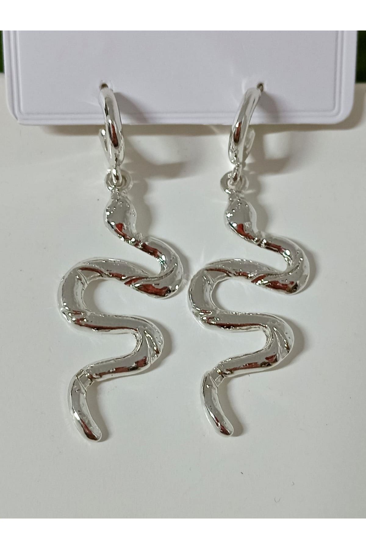 Gümüş Yılan Tasarım Büyük Kadın Küpe (7CM)