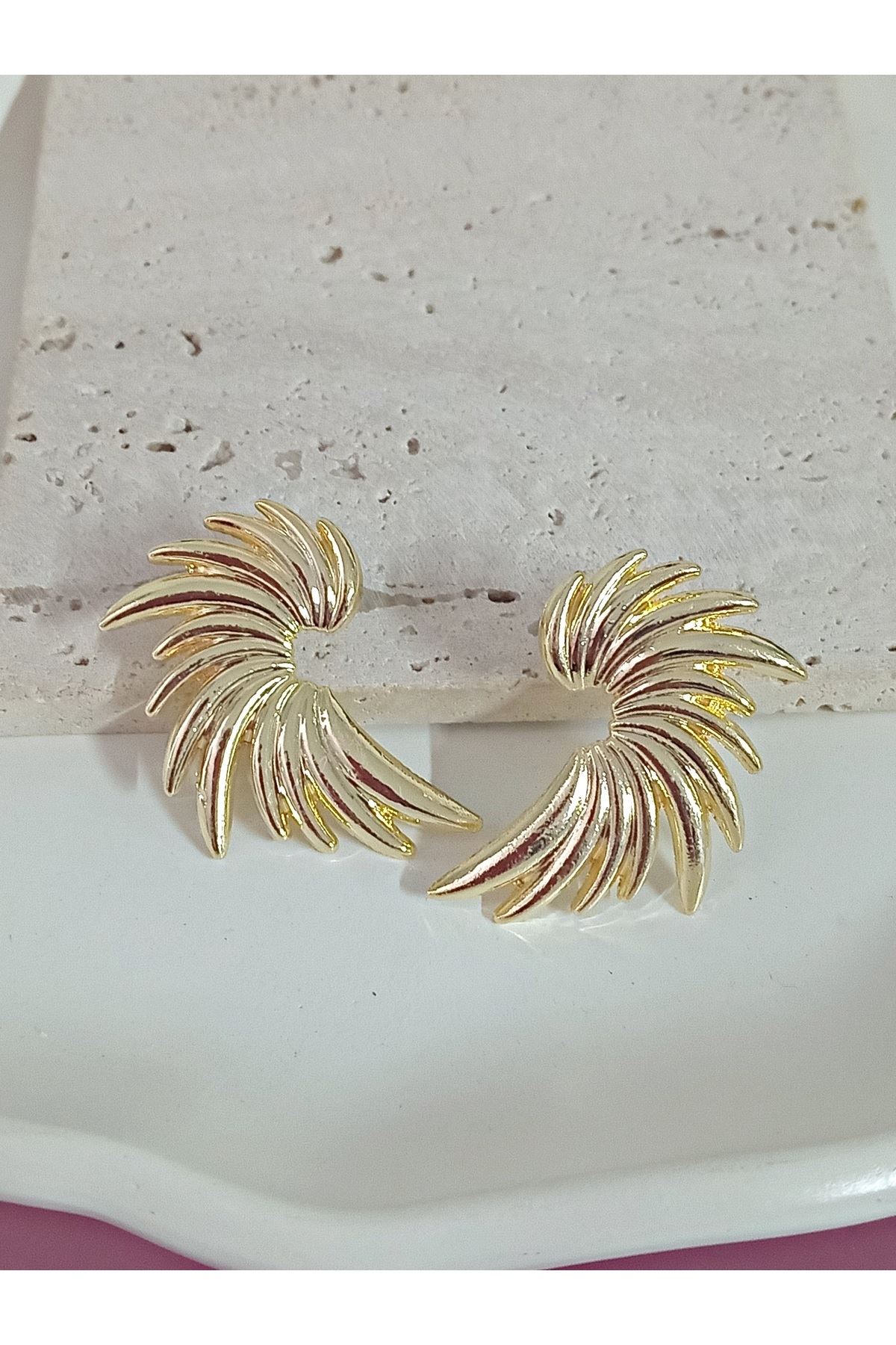 Gold Kanat Kadın Küpe (4cm)
