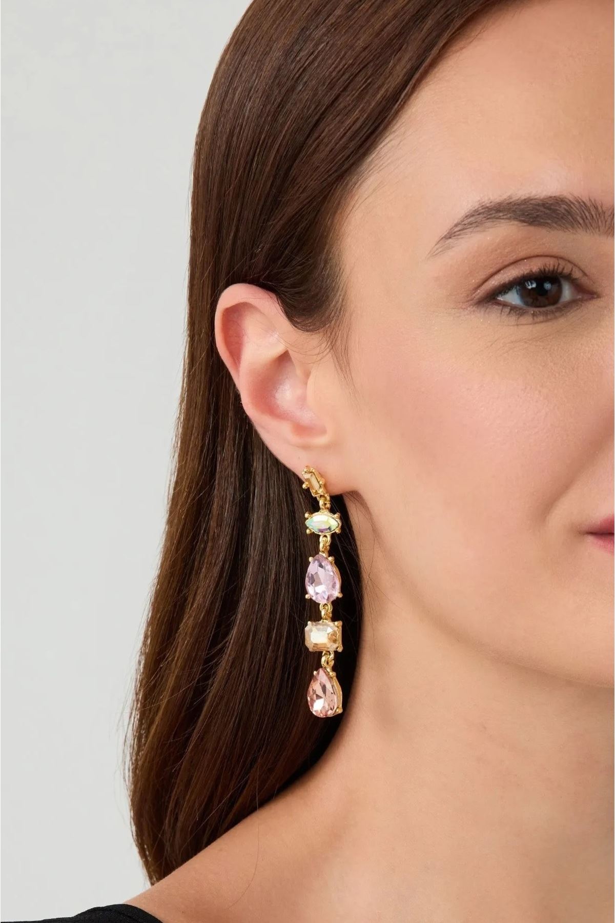 Pembe Zirkon Taşlı  Sallantılı Uzun Abiye Kadın Küpe