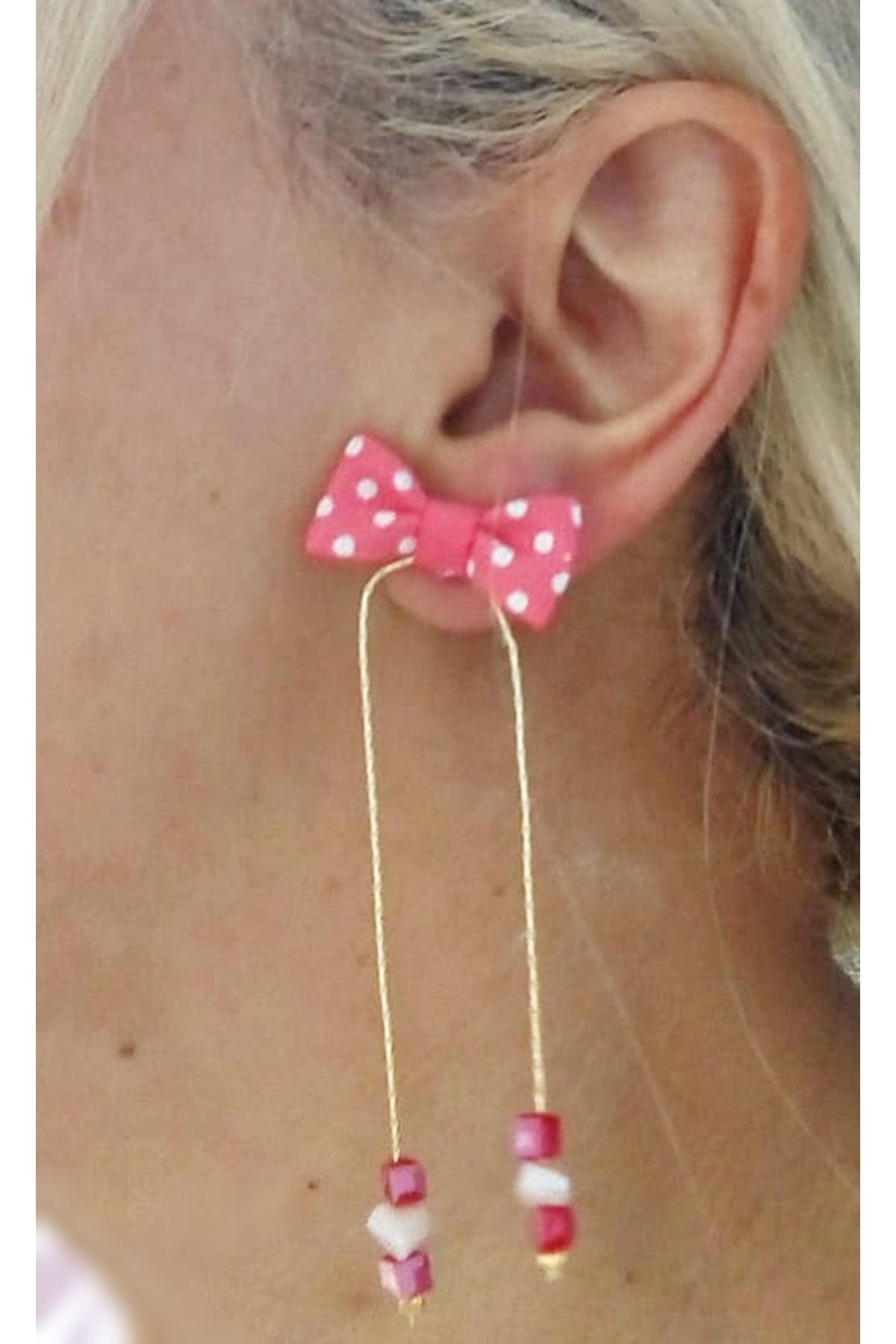 Pembe Puantiyeli Fiyonk  Sallantılı Kadın Küpe