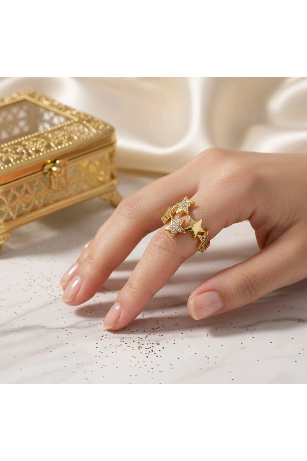 Gold Yıldızlar Yüzük Ayarlanabilir