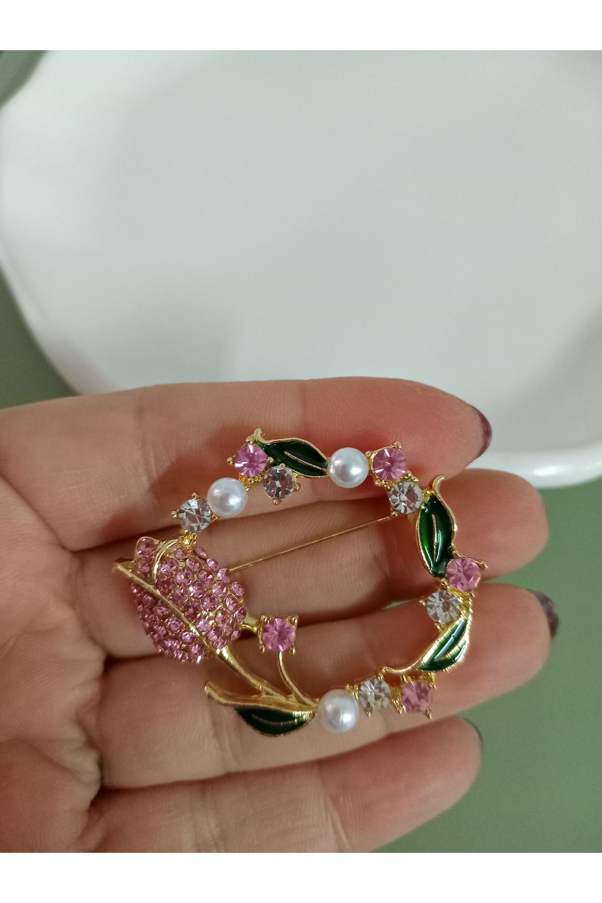 Pembe Taşlı Lale Çelenk Broş