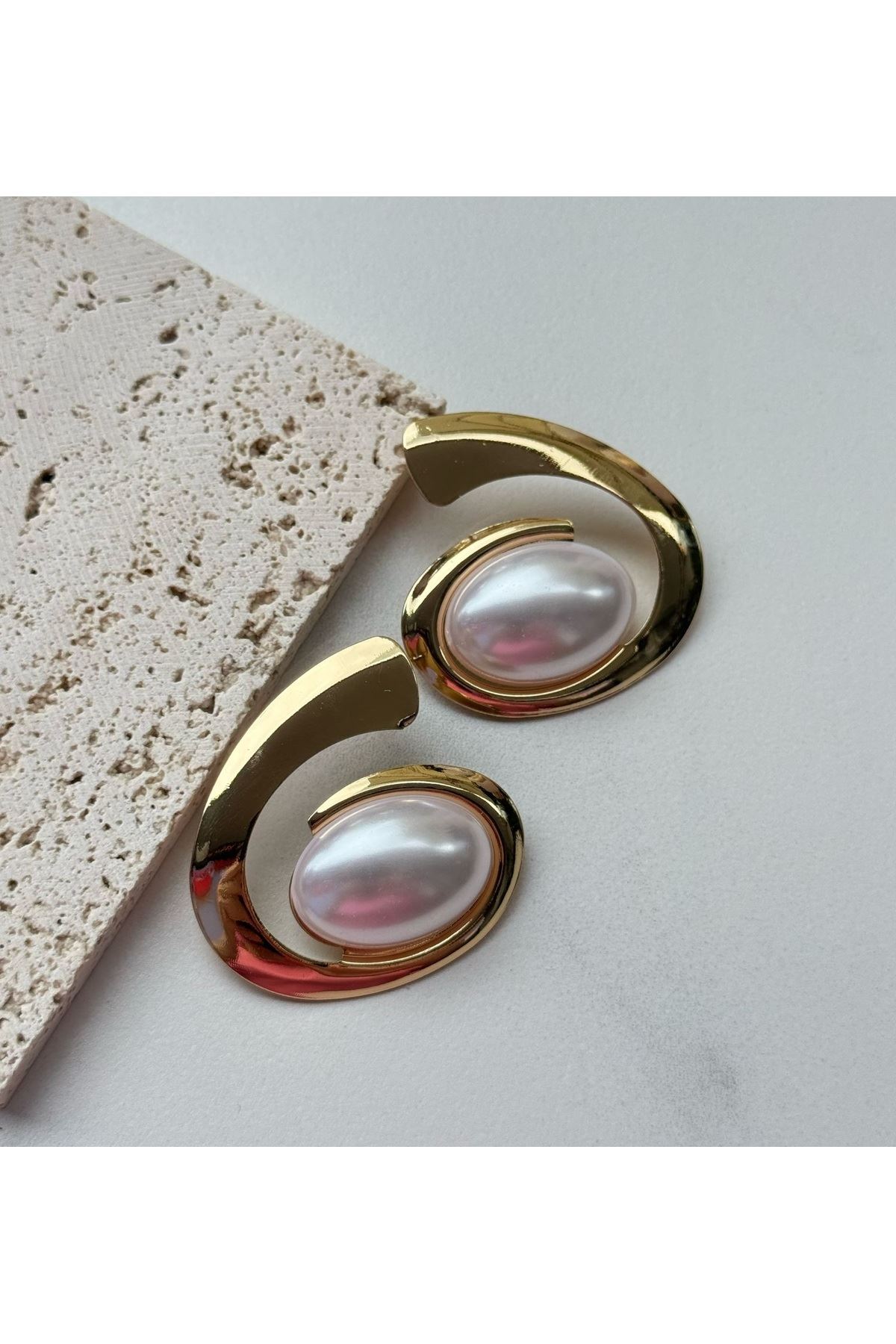 Gold Beyaz İnci Spiral Şık Kadın Küpe