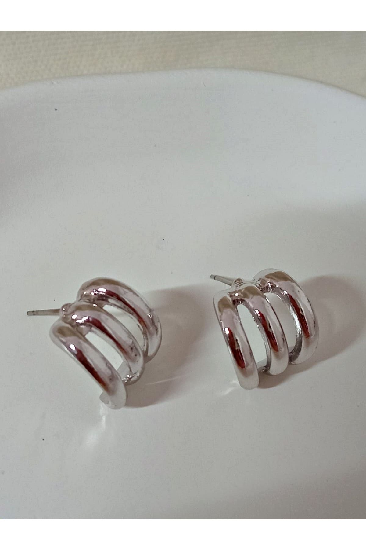 Gümüş Üçlü Görünümlü Halka Hafif Kadın Küpe