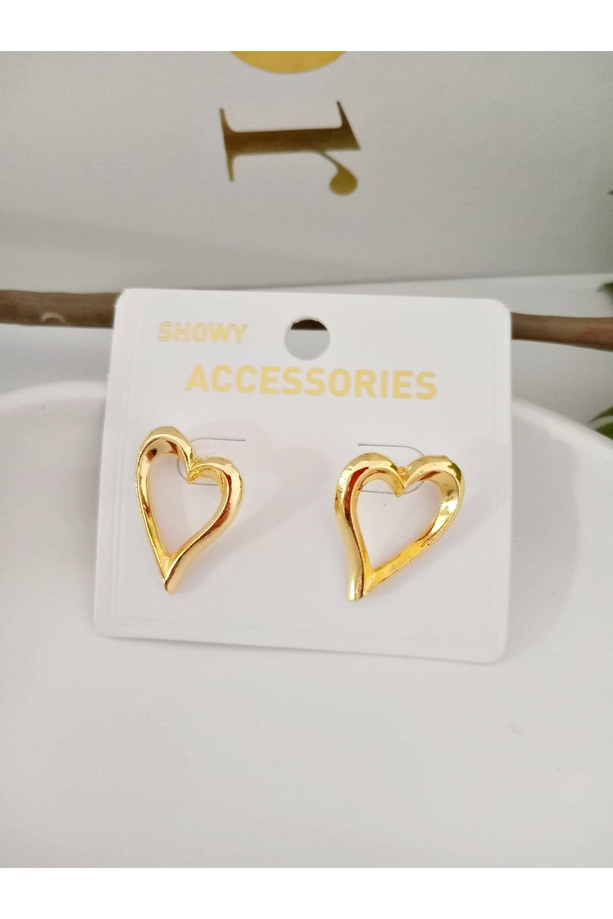 Gold Kalp Tasarım Küçük Kadın Küpe