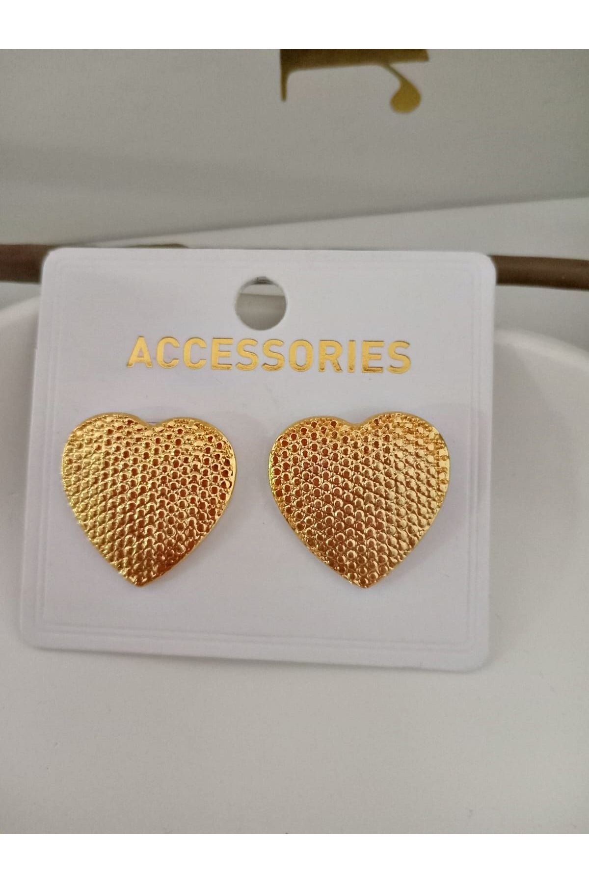 Gold Kalp Model Dokulu Kadın Küpe